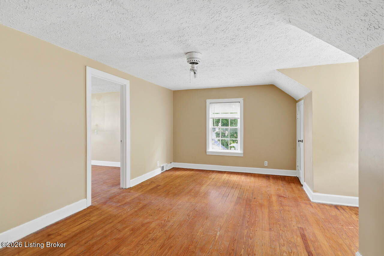 219 West Ave Property Photo 22