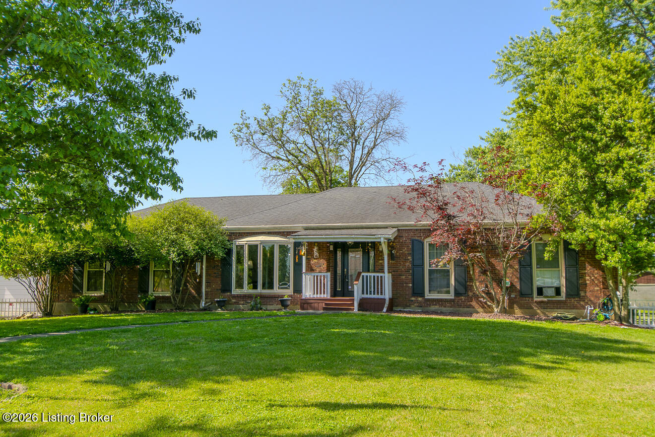 233 N Myers Rd Property Photo 4