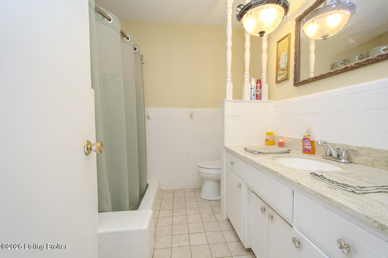 233 N Myers Rd Property Photo 45