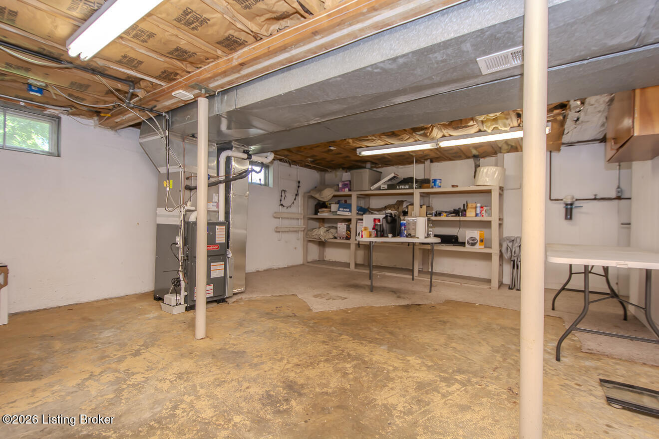233 N Myers Rd Property Photo 55