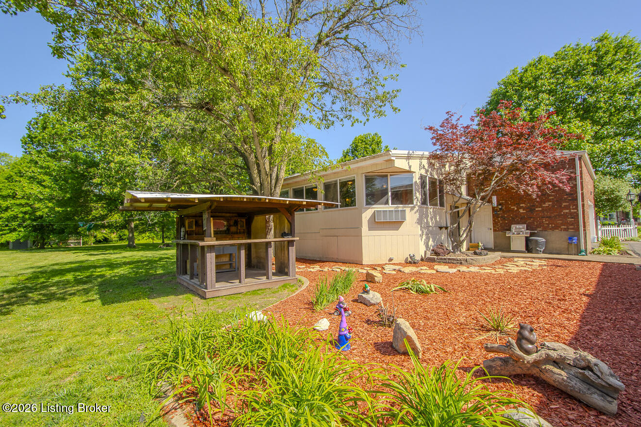 233 N Myers Rd Property Photo 56