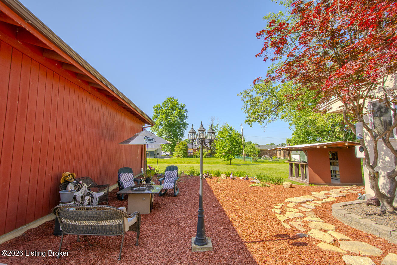 233 N Myers Rd Property Photo 64