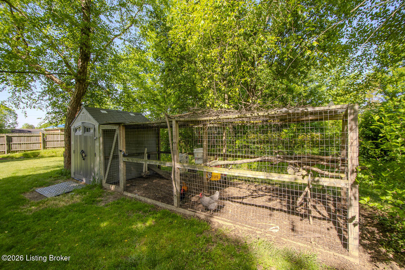 233 N Myers Rd Property Photo 68