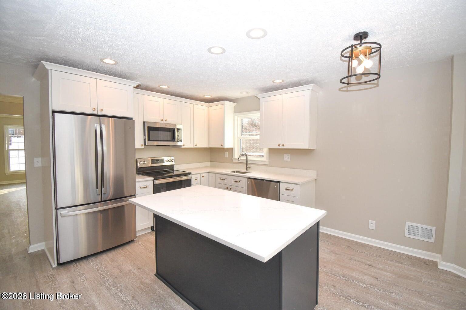 7308 Bluffington Rd Property Photo 10