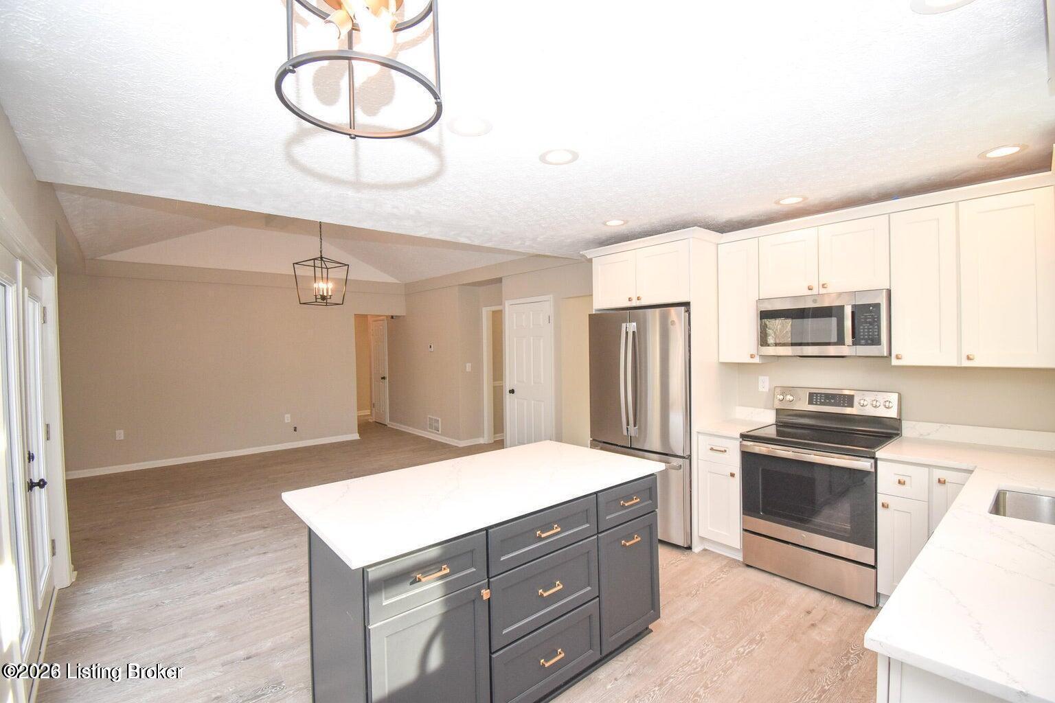 7308 Bluffington Rd Property Photo 11