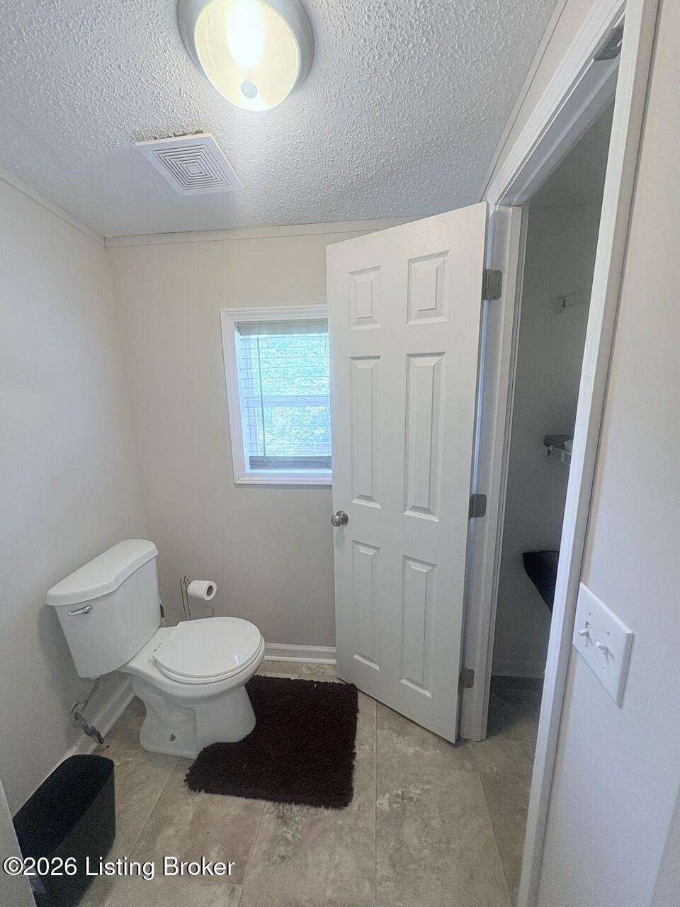 690 Sunset Dr Property Photo 44