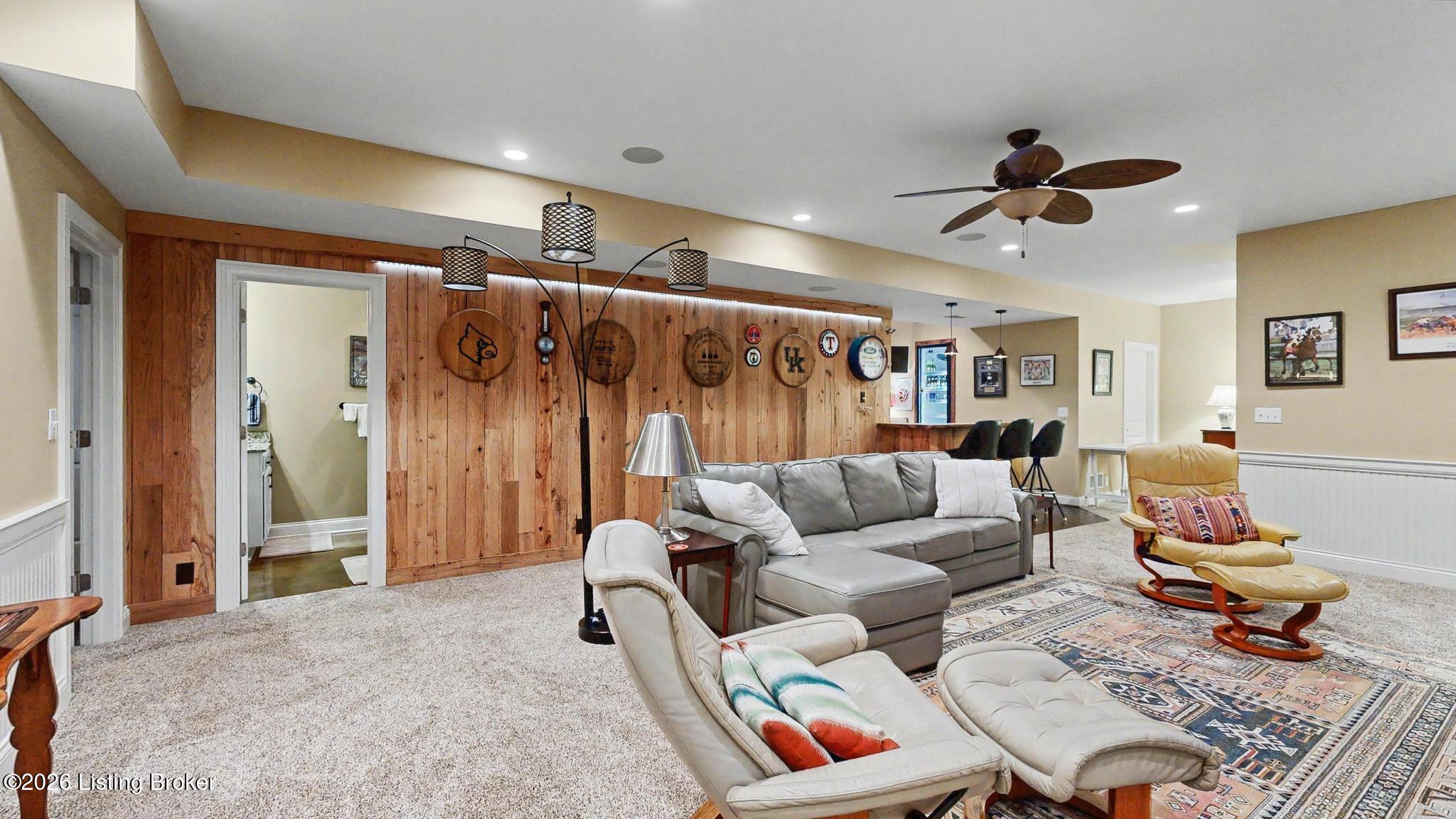 9519 Indian Pipe Ln Property Photo 28