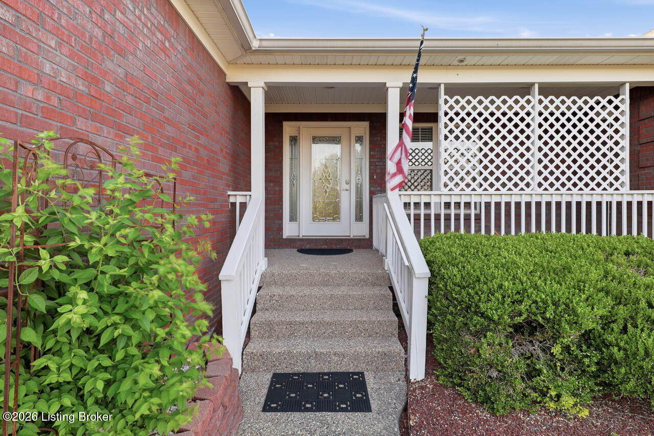 12611 Bernay Pl Property Photo 2