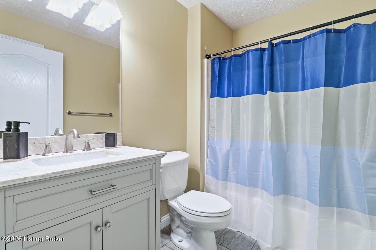 12611 Bernay Pl Property Photo 32