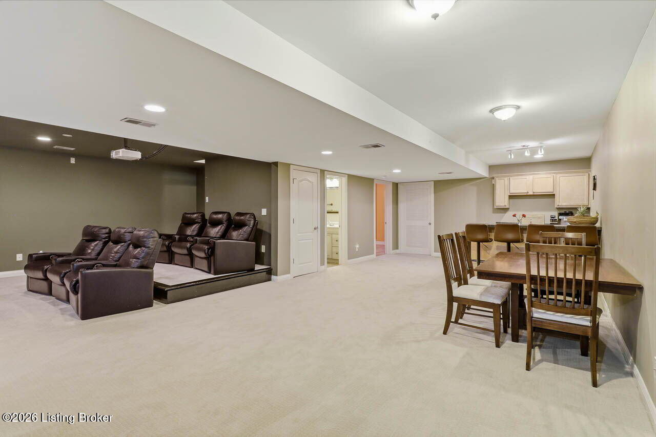 12611 Bernay Pl Property Photo 42