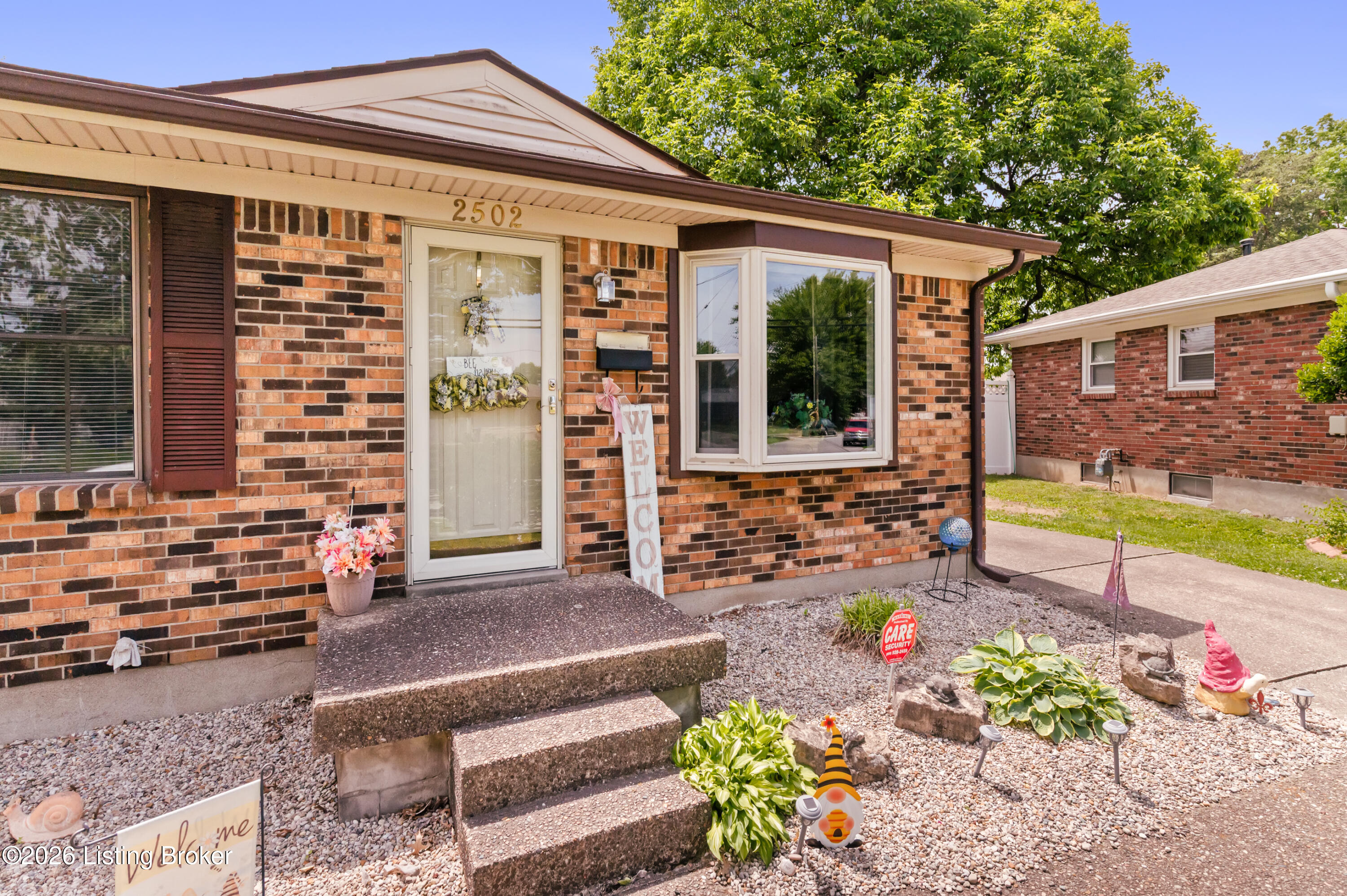 2502 Bagby Way Property Photo 4
