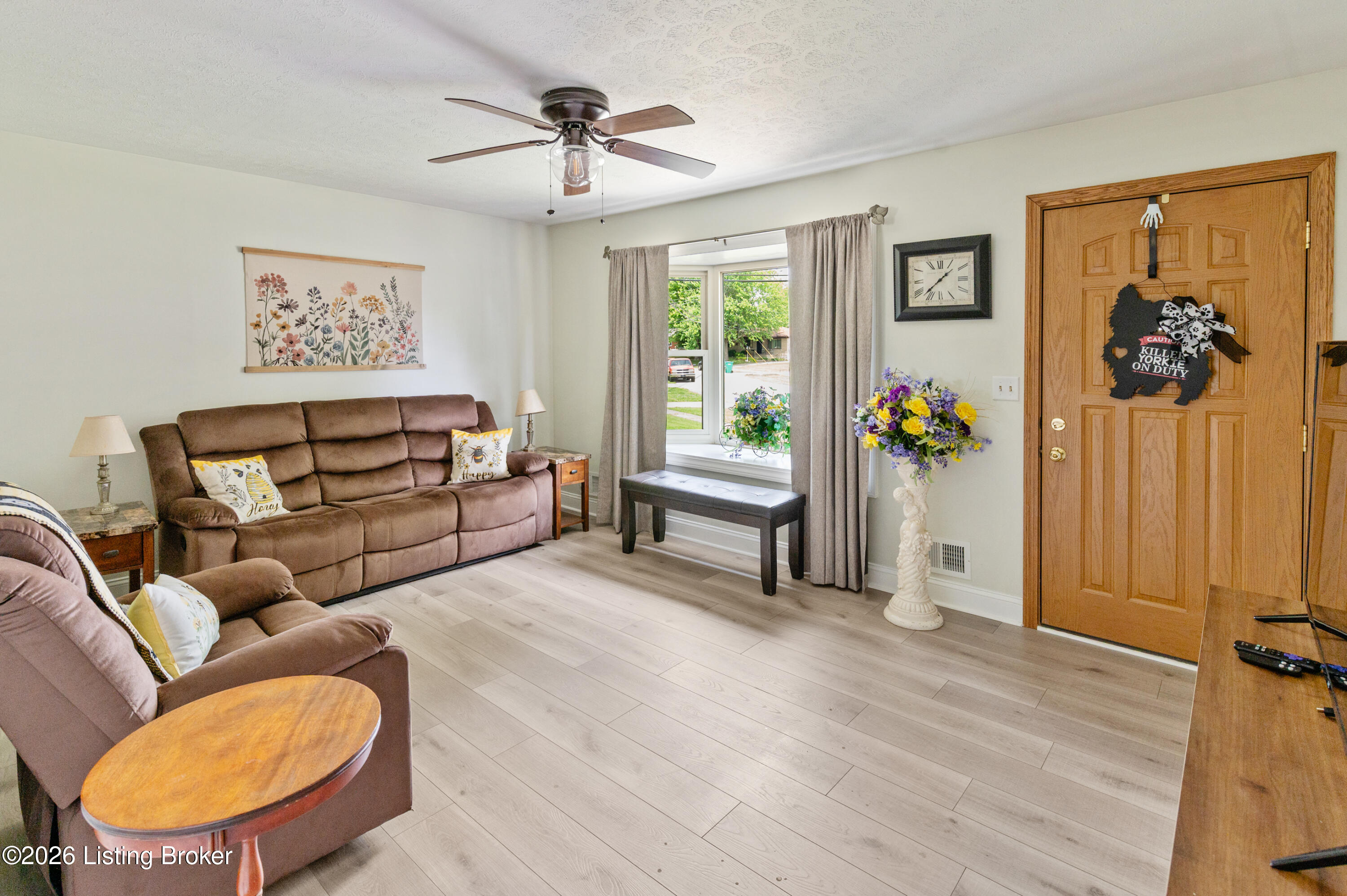 2502 Bagby Way Property Photo 6