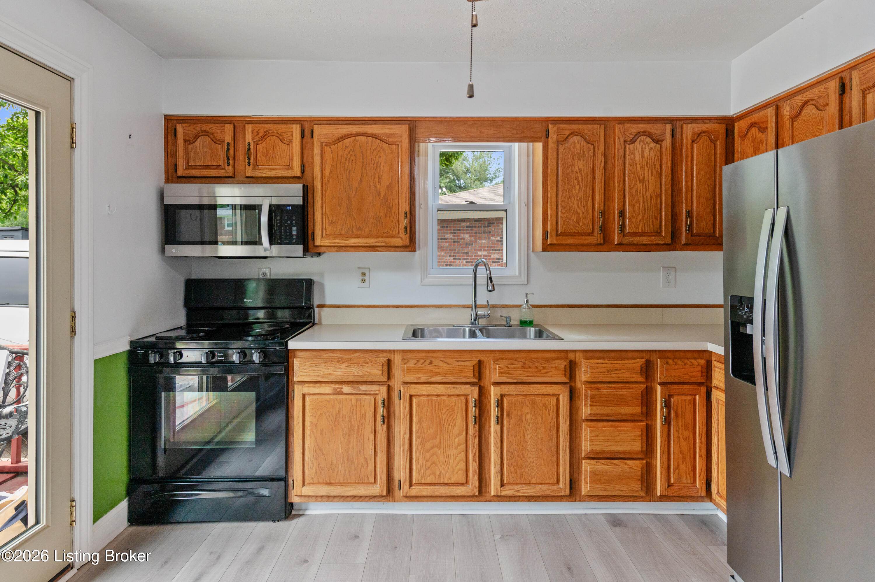 2502 Bagby Way Property Photo 10