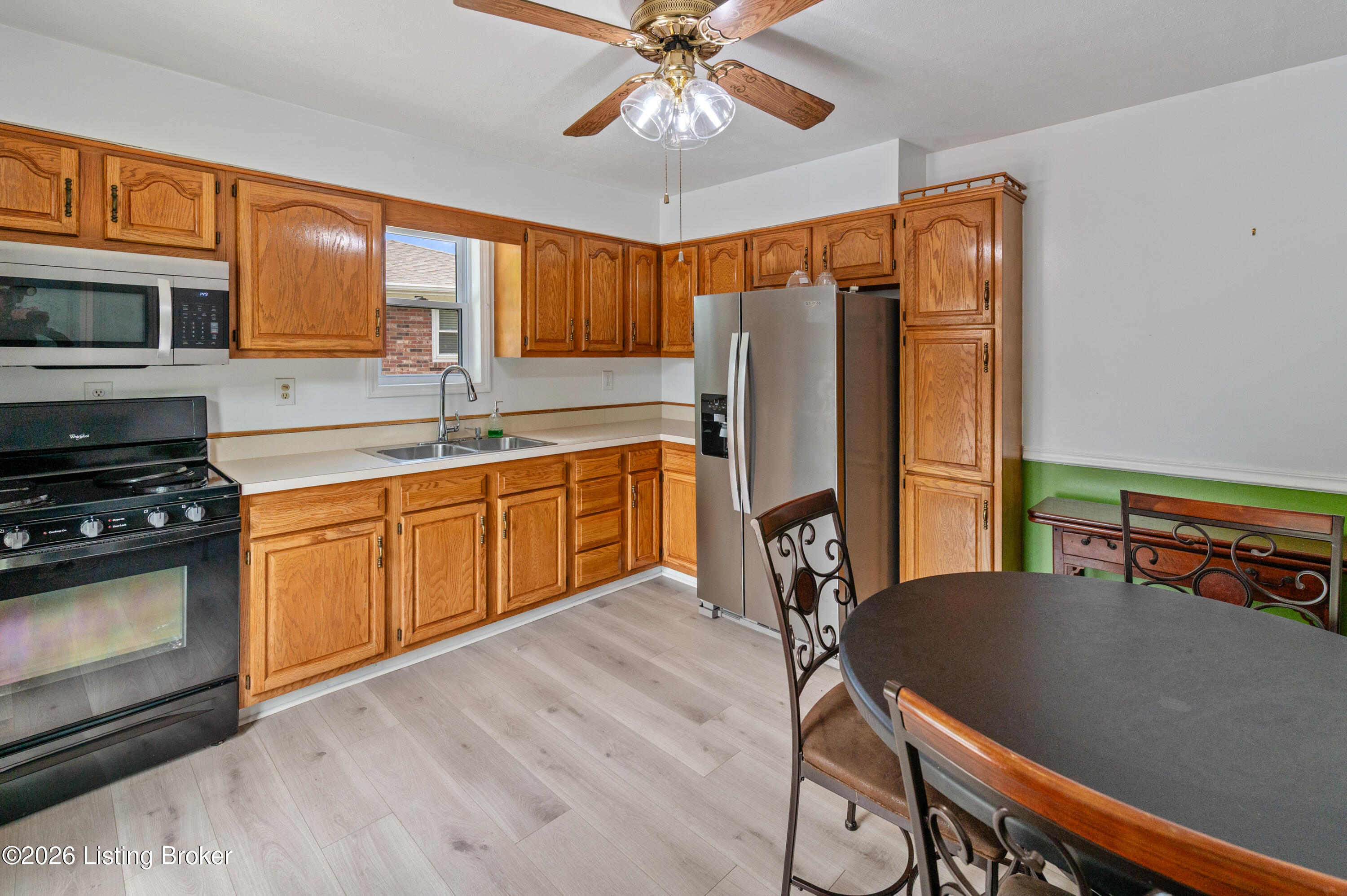 2502 Bagby Way Property Photo 11
