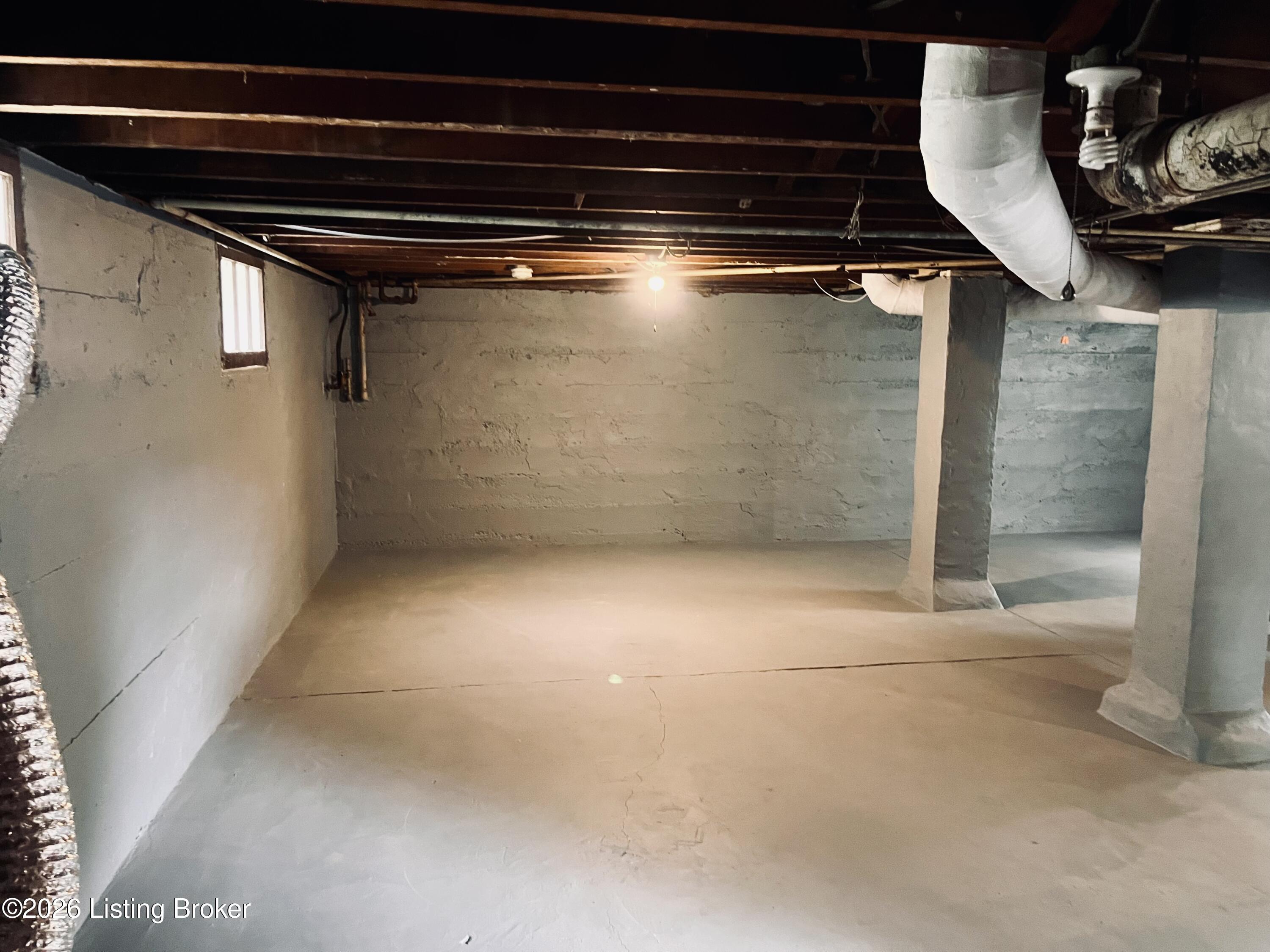 1034 Dixon Ave Property Photo 28