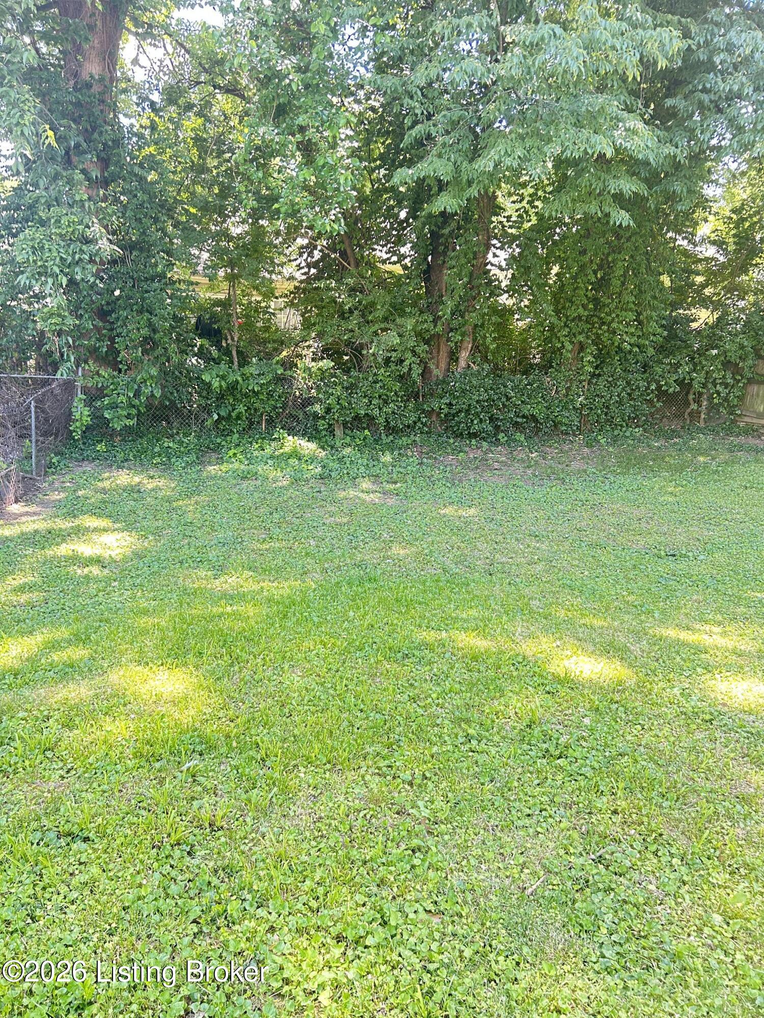 1034 Dixon Ave Property Photo 35