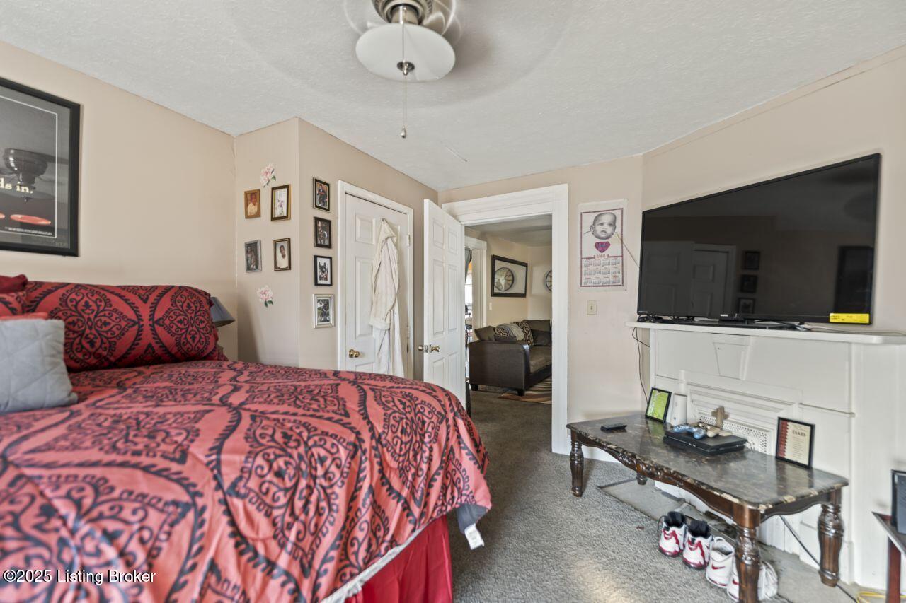 2733 Dumesnil St Property Photo 28