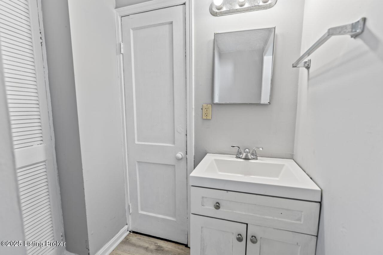 2733 Dumesnil St Property Photo 55