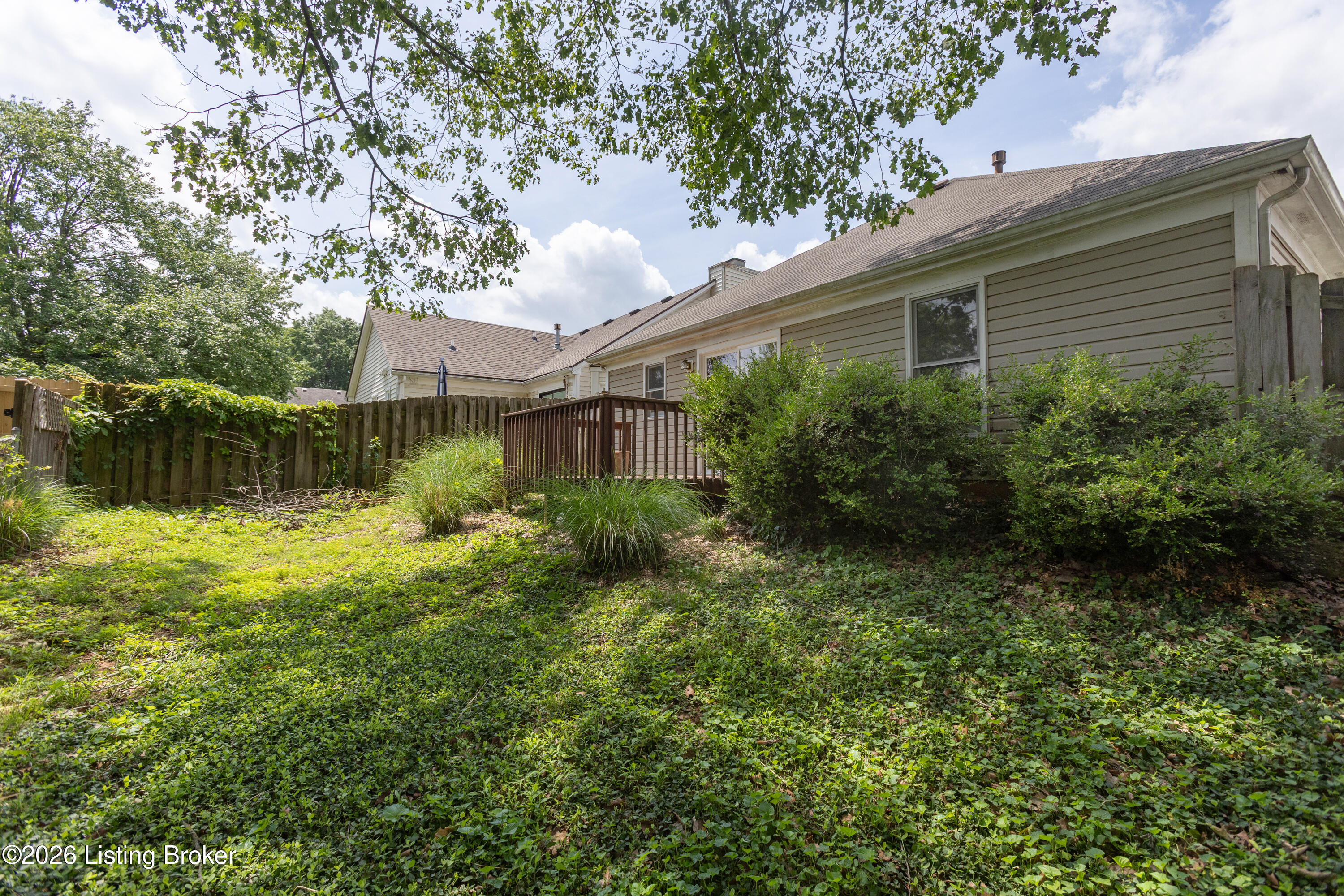 10526 Going Ct Property Photo 11