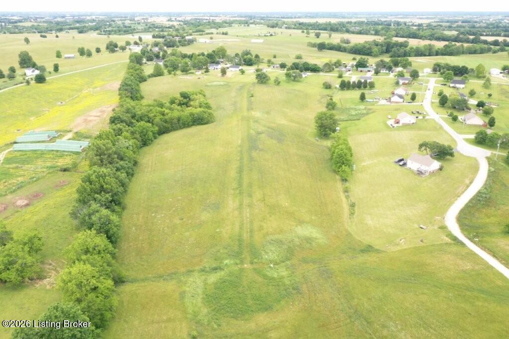 1341 Jimtown Rd Property Photo 6