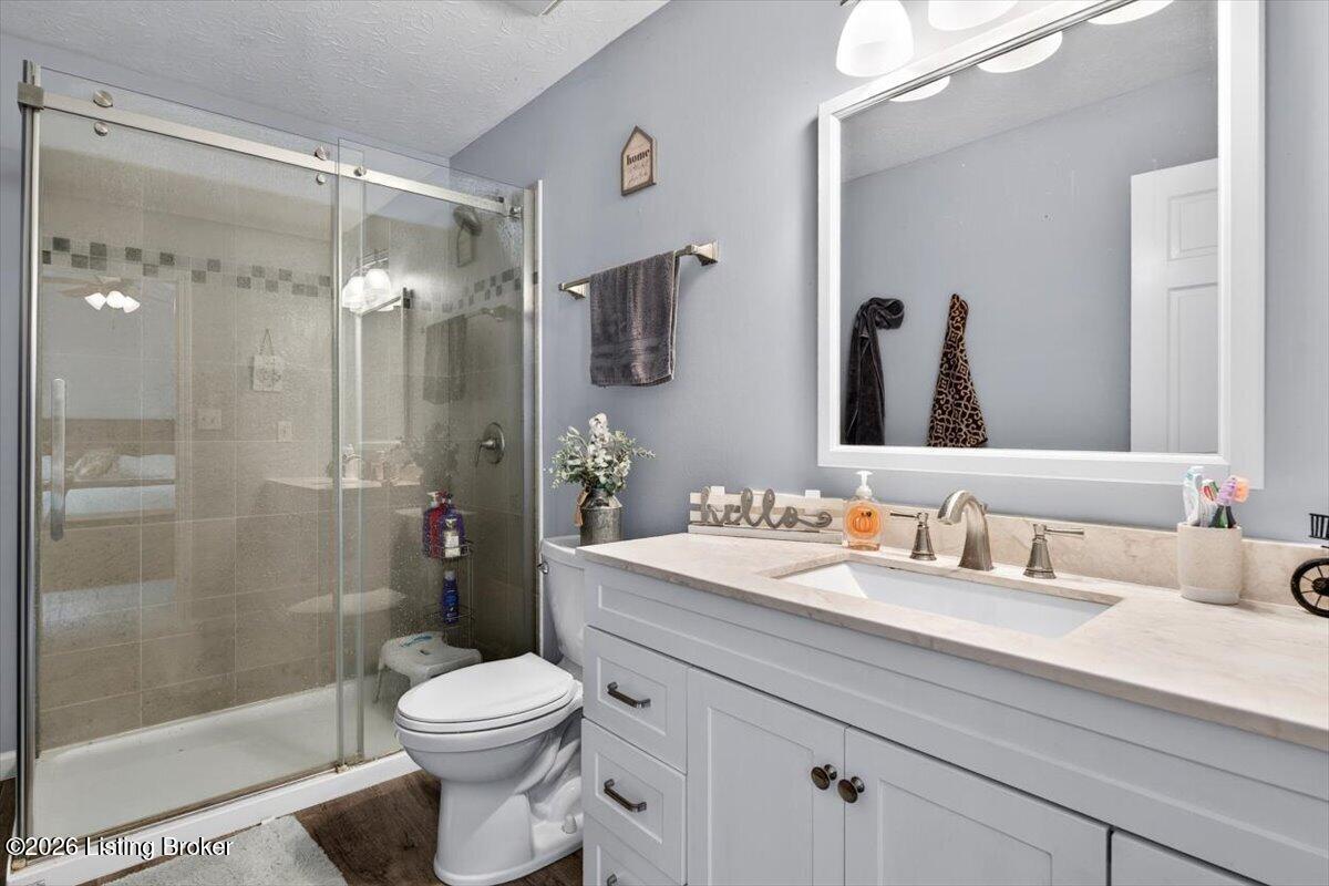 6200 Whispering Hills Blvd Property Photo 17