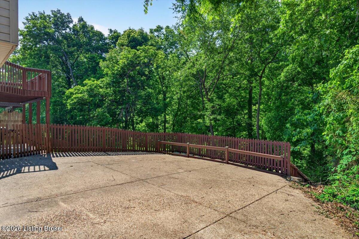 6200 Whispering Hills Blvd Property Photo 32