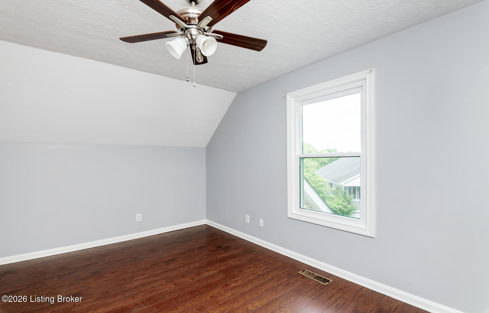 49 N Country Dr Property Photo 28