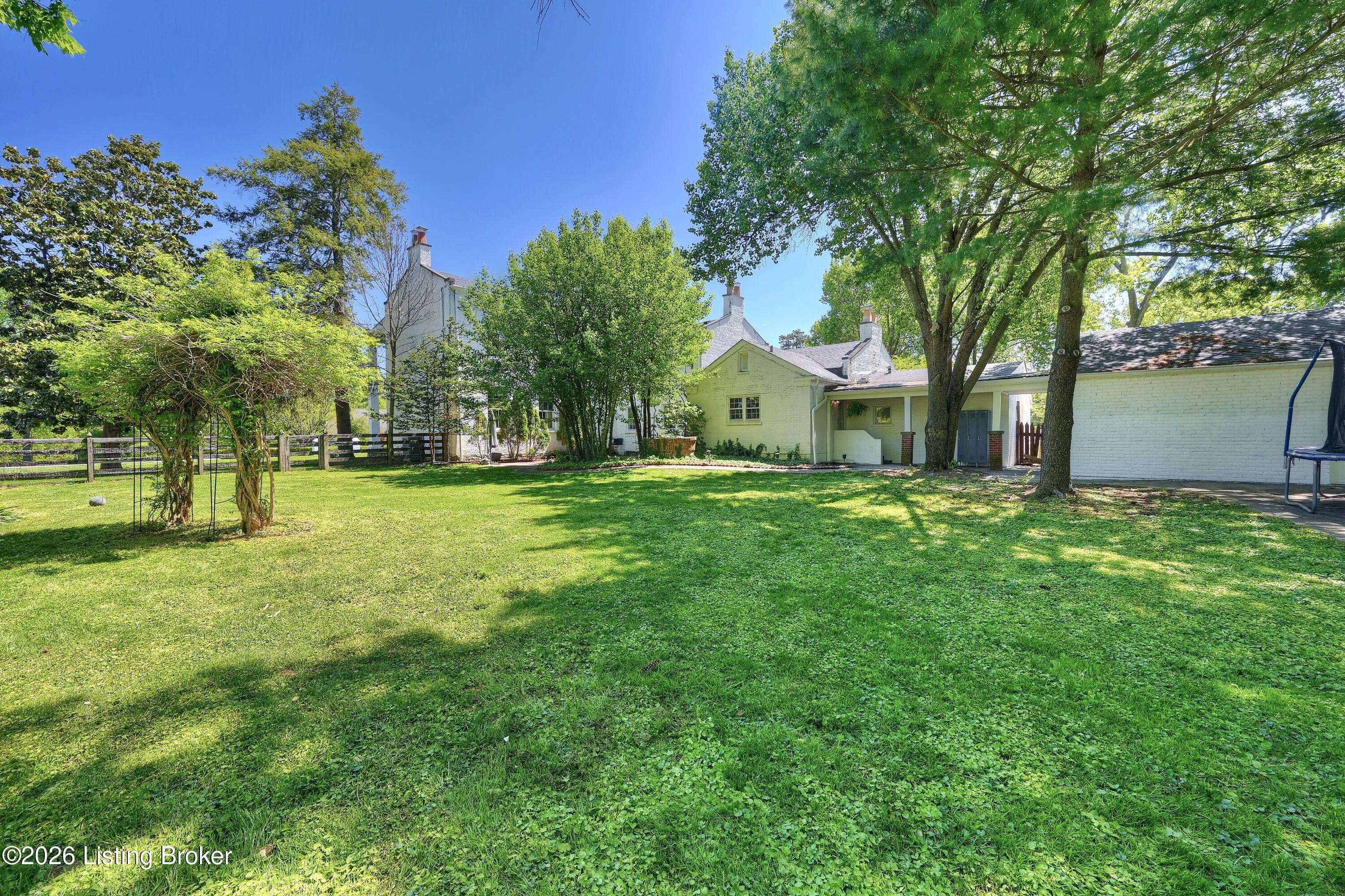 3049 Heritage Ln Property Photo 41