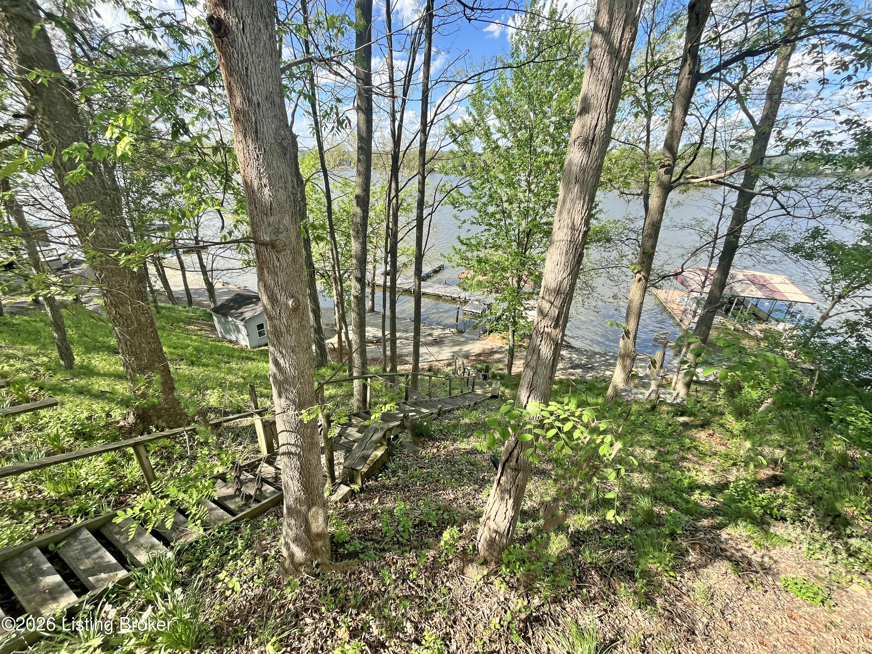 609 Hillandale Dr Property Photo 5