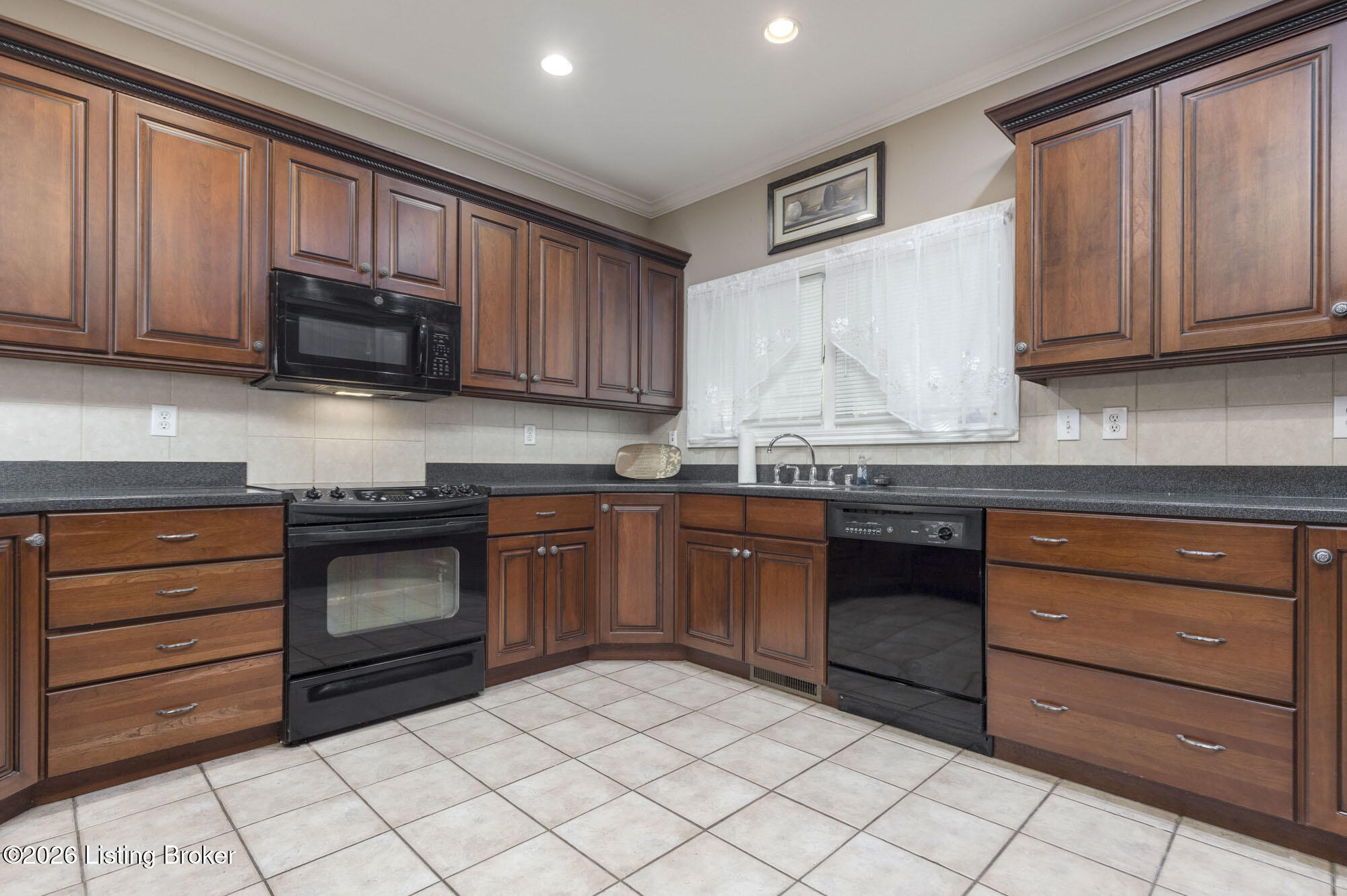 2619 Alia Cir Property Photo 11
