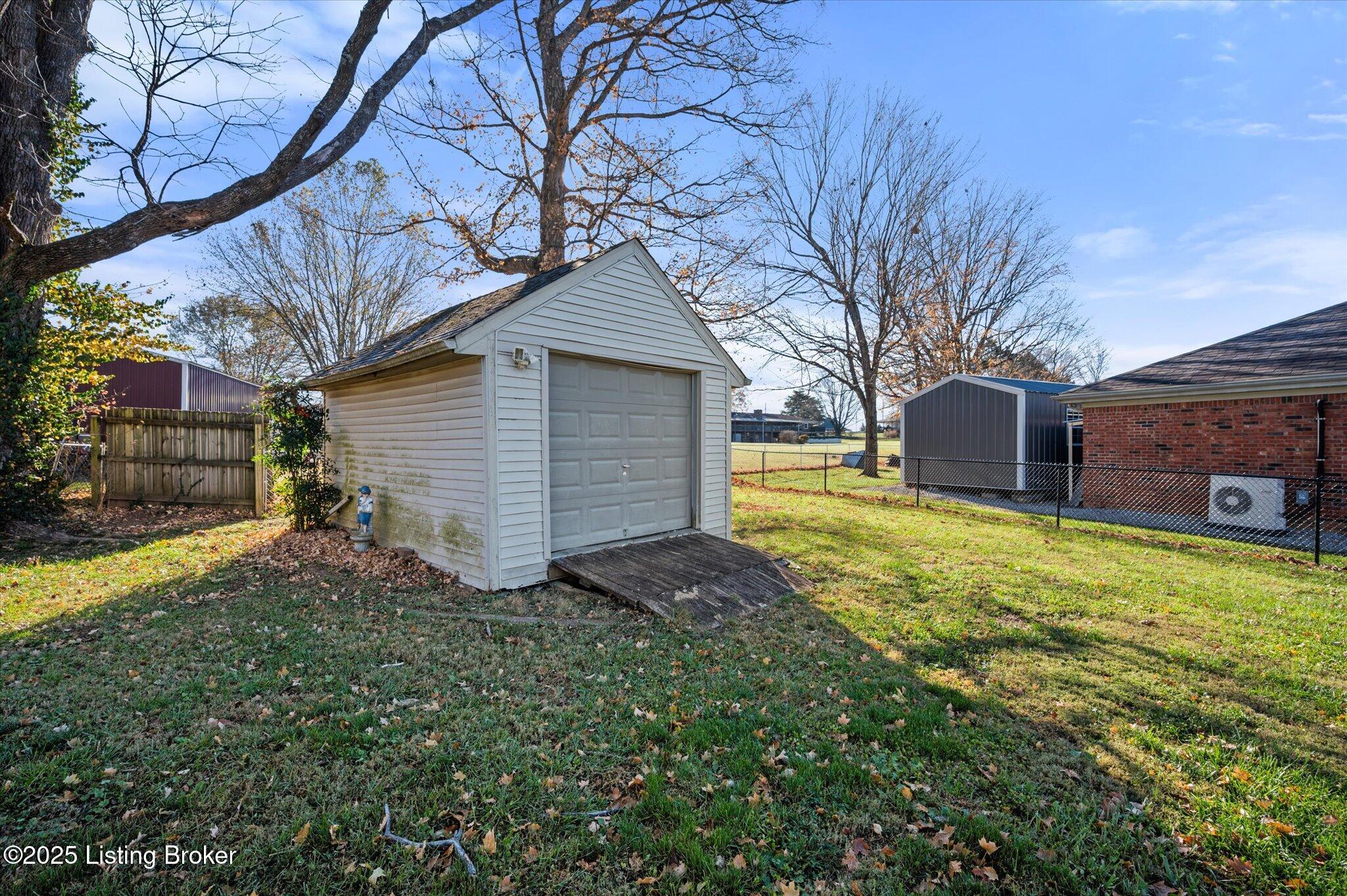 239 Shady Pond Ln Property Photo 35