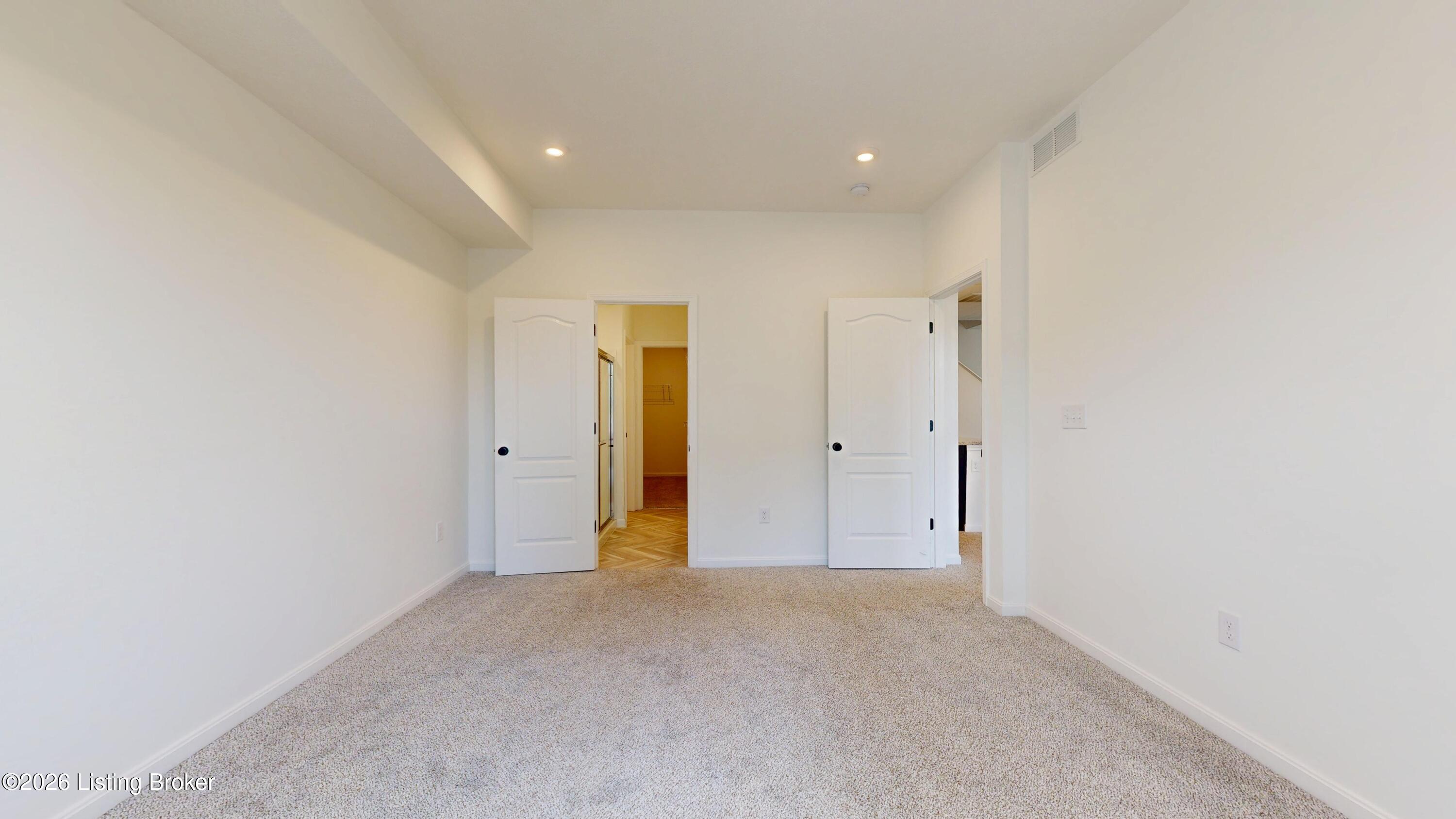 10029 Windcrest Farms Ln Property Photo 16