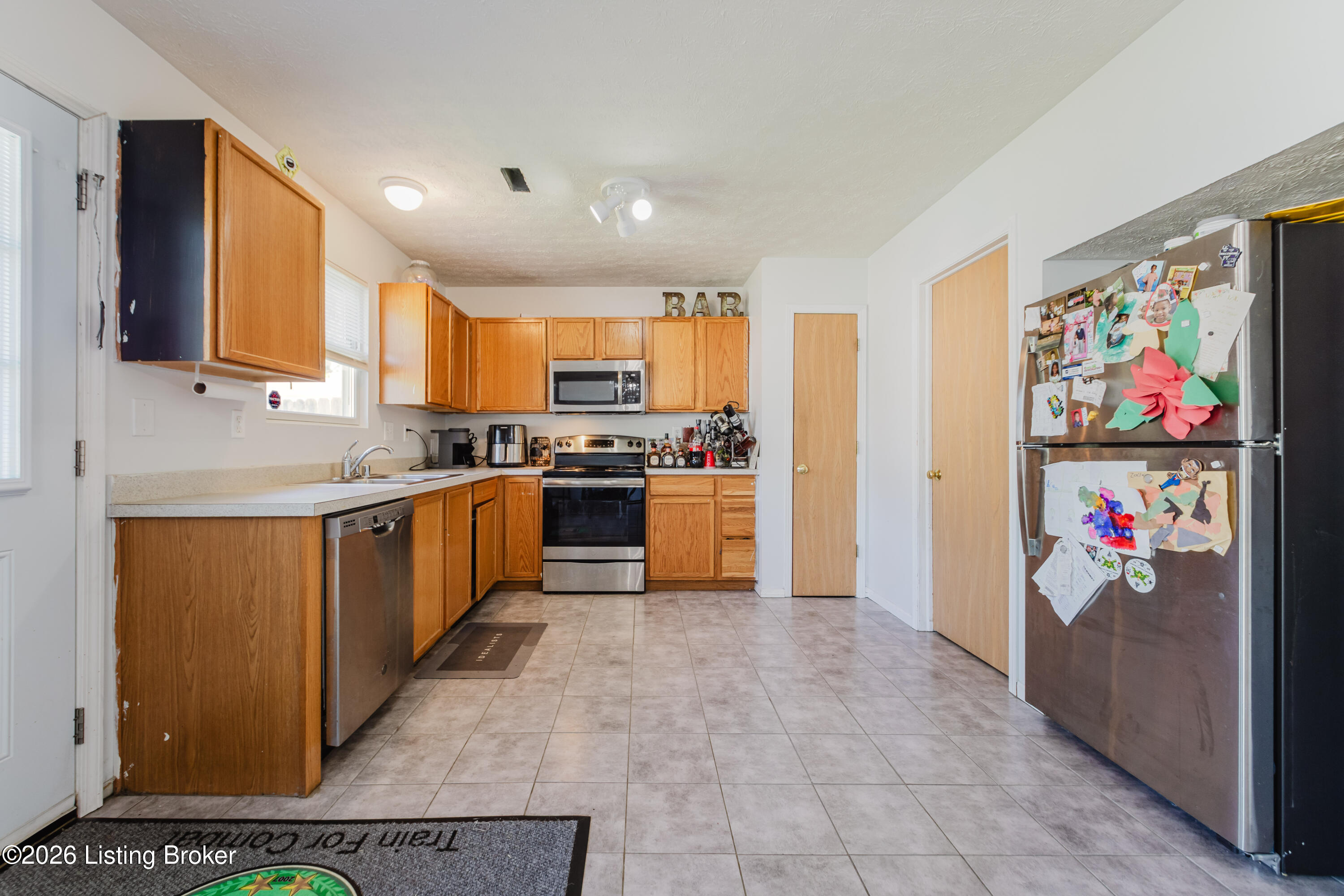 6319 Maravian Dr Property Photo 8