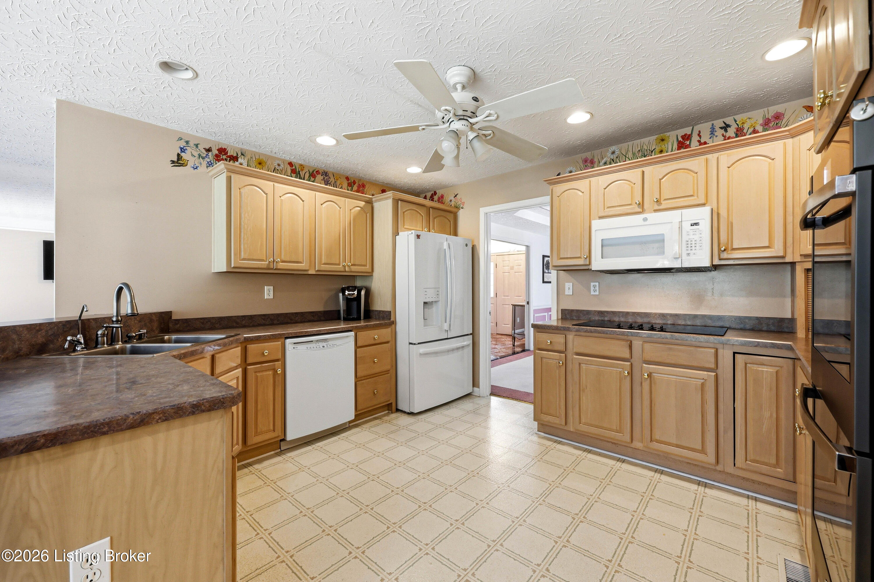 287 Woods Bend Dr Property Photo 11