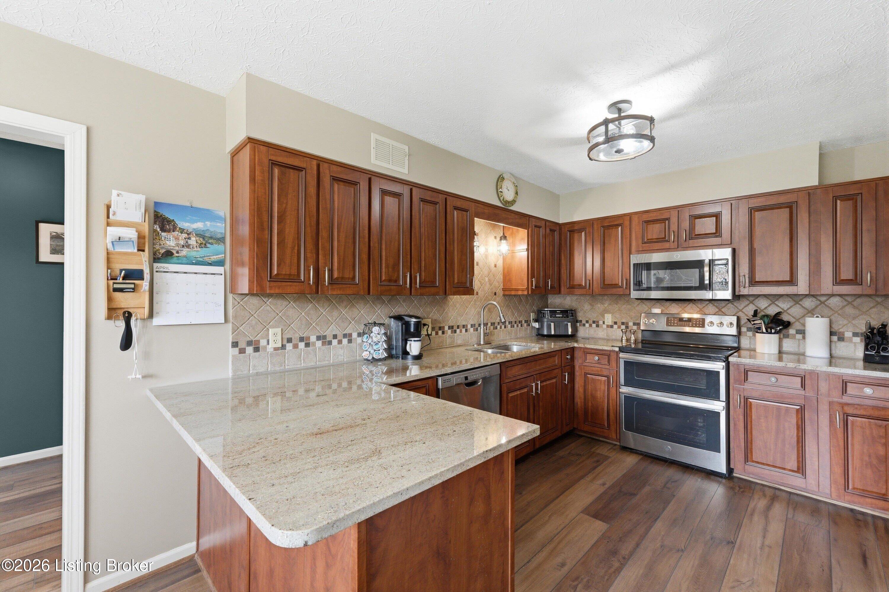 3936 Scenic Trail Property Photo 9