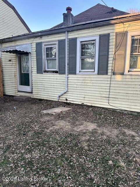 1922 Rowan St Property Photo 7