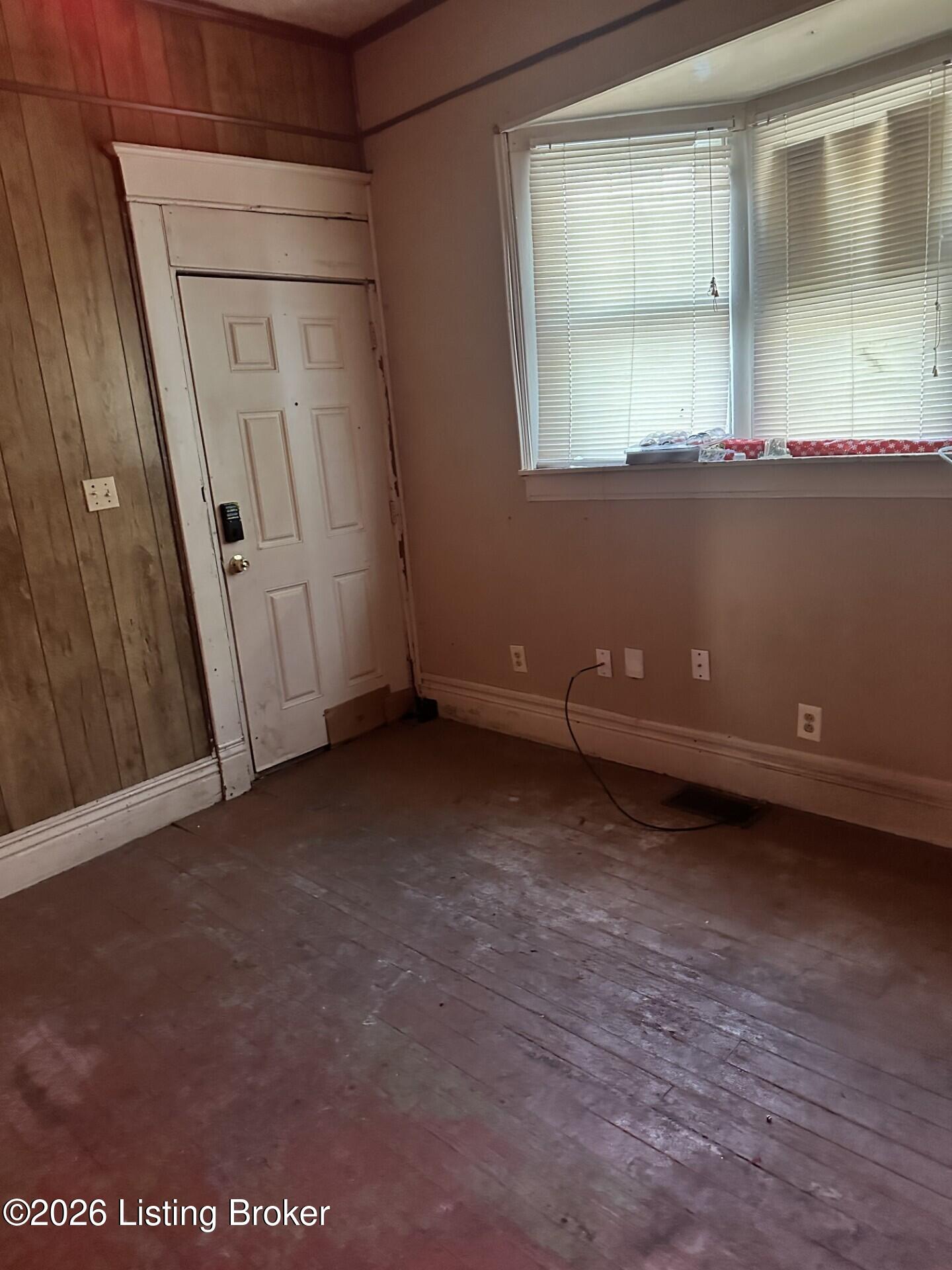 1922 Rowan St Property Photo 22
