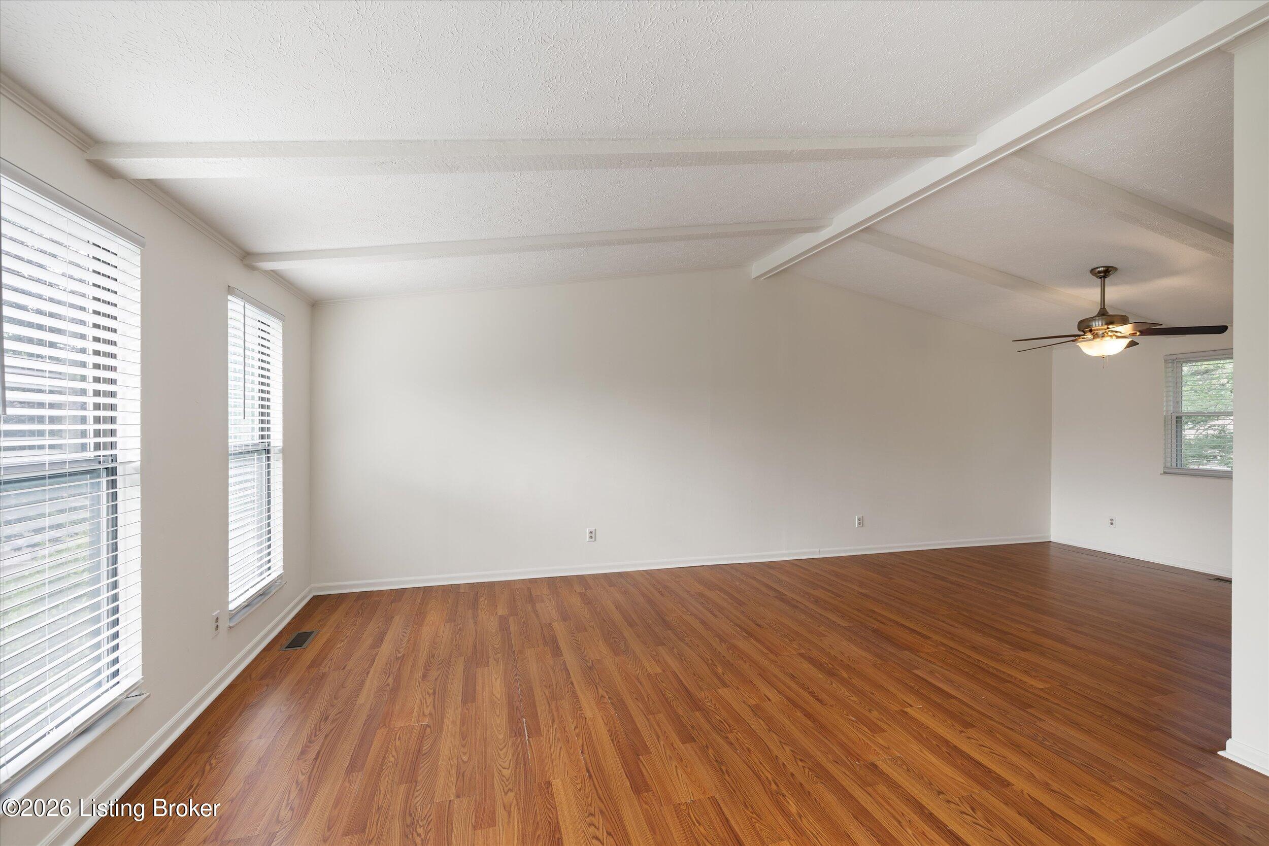 2810 Six Mile Ln Property Photo 5