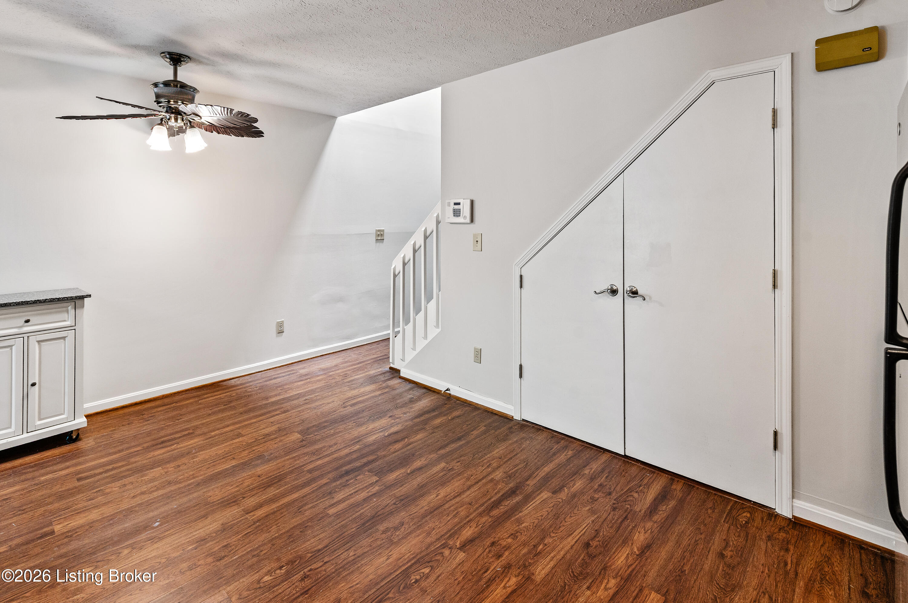 373 Crescent Spring Dr 373 Property Photo 15