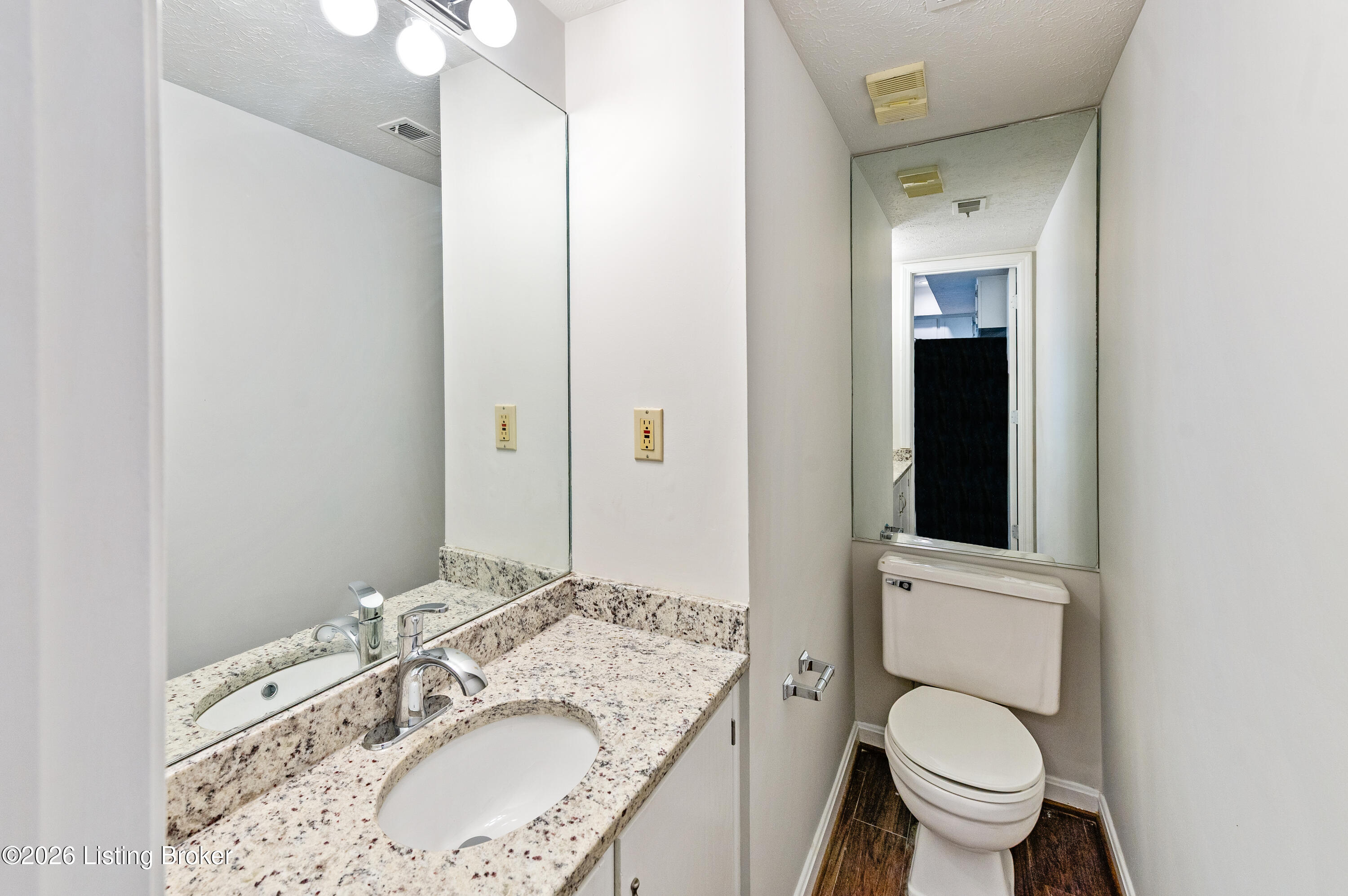 373 Crescent Spring Dr 373 Property Photo 18