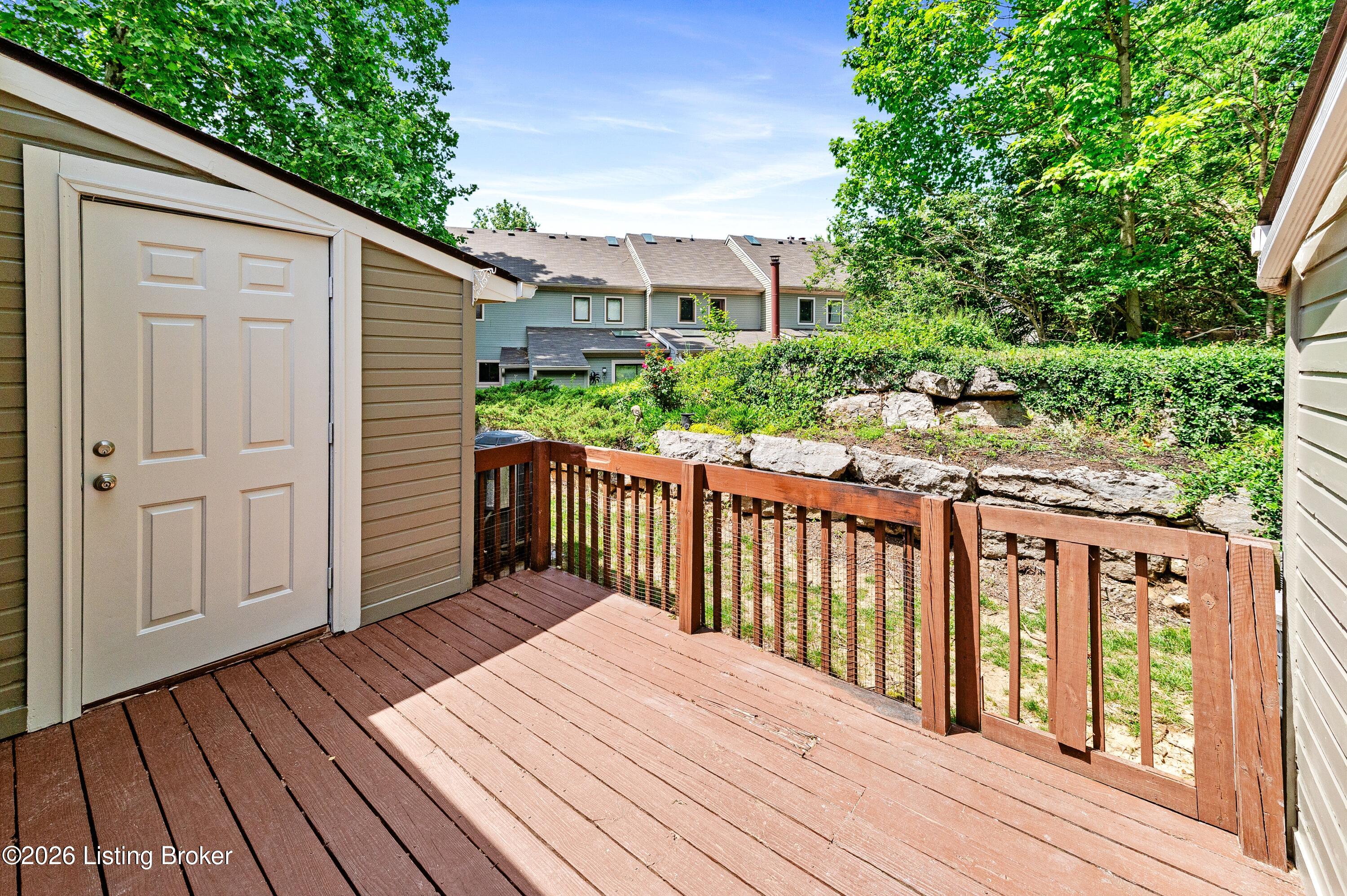 373 Crescent Spring Dr 373 Property Photo 34