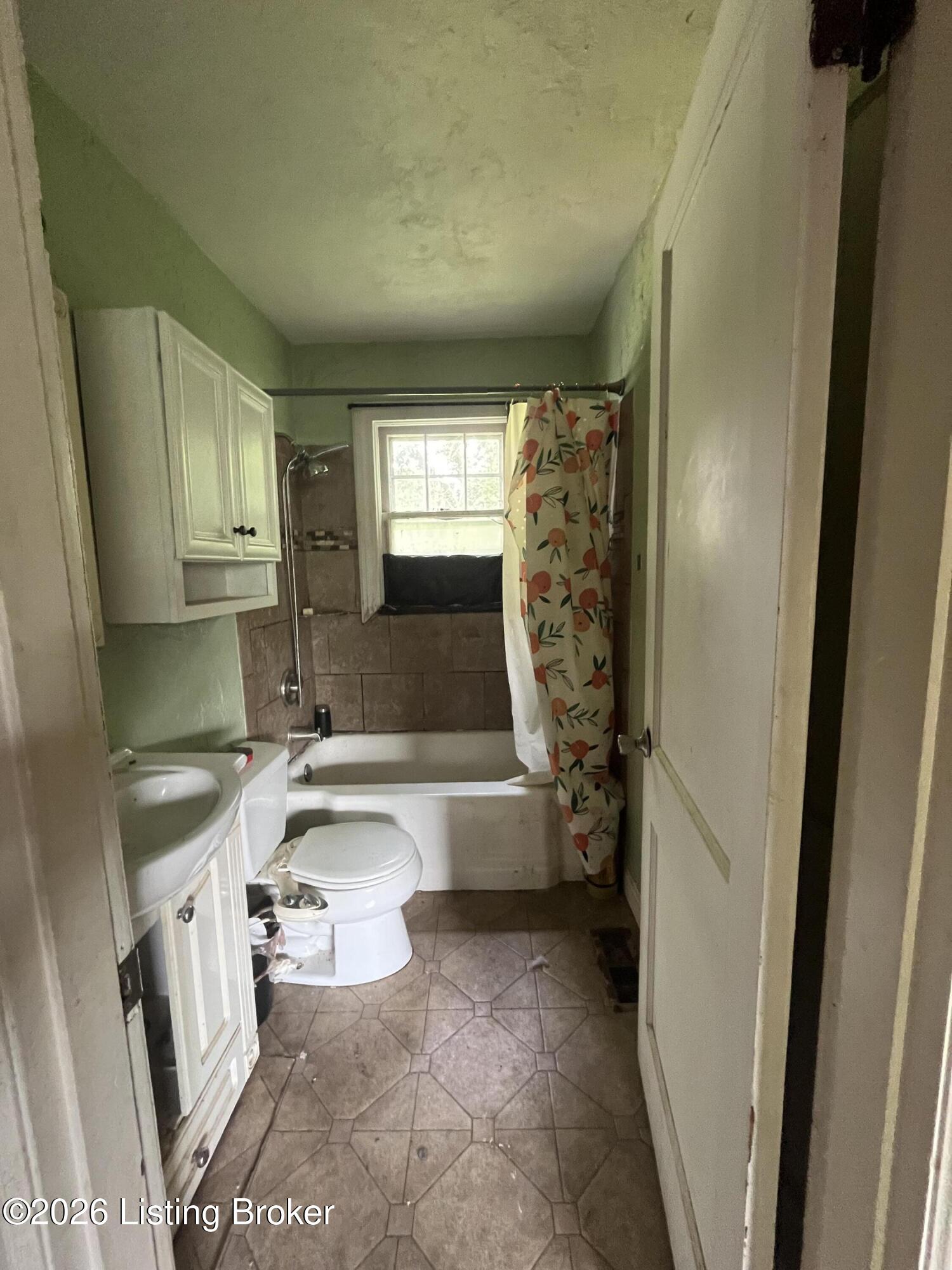 8717 Blue Lick Rd Property Photo 16