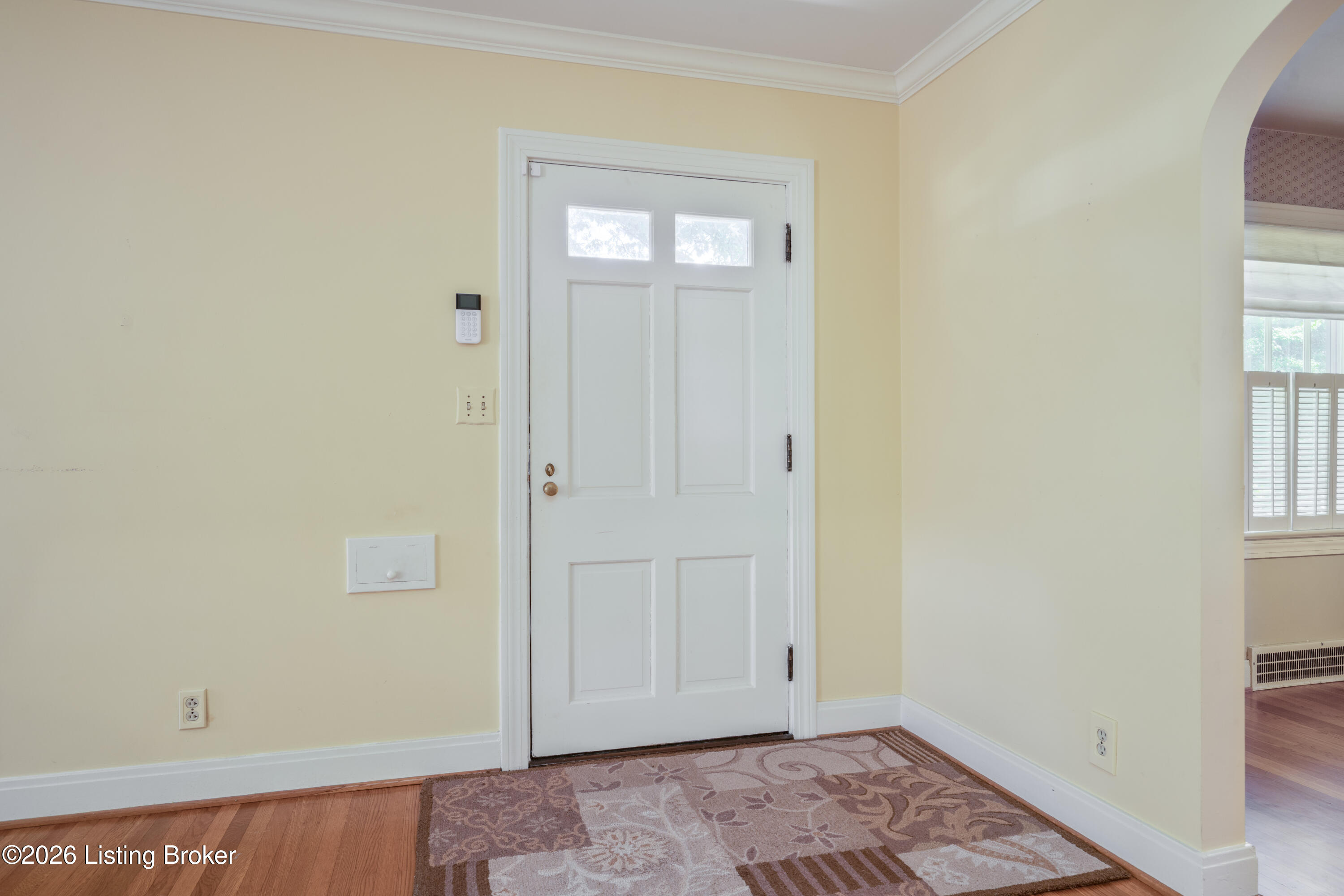 4024 Saint Ives Ct Property Photo 3