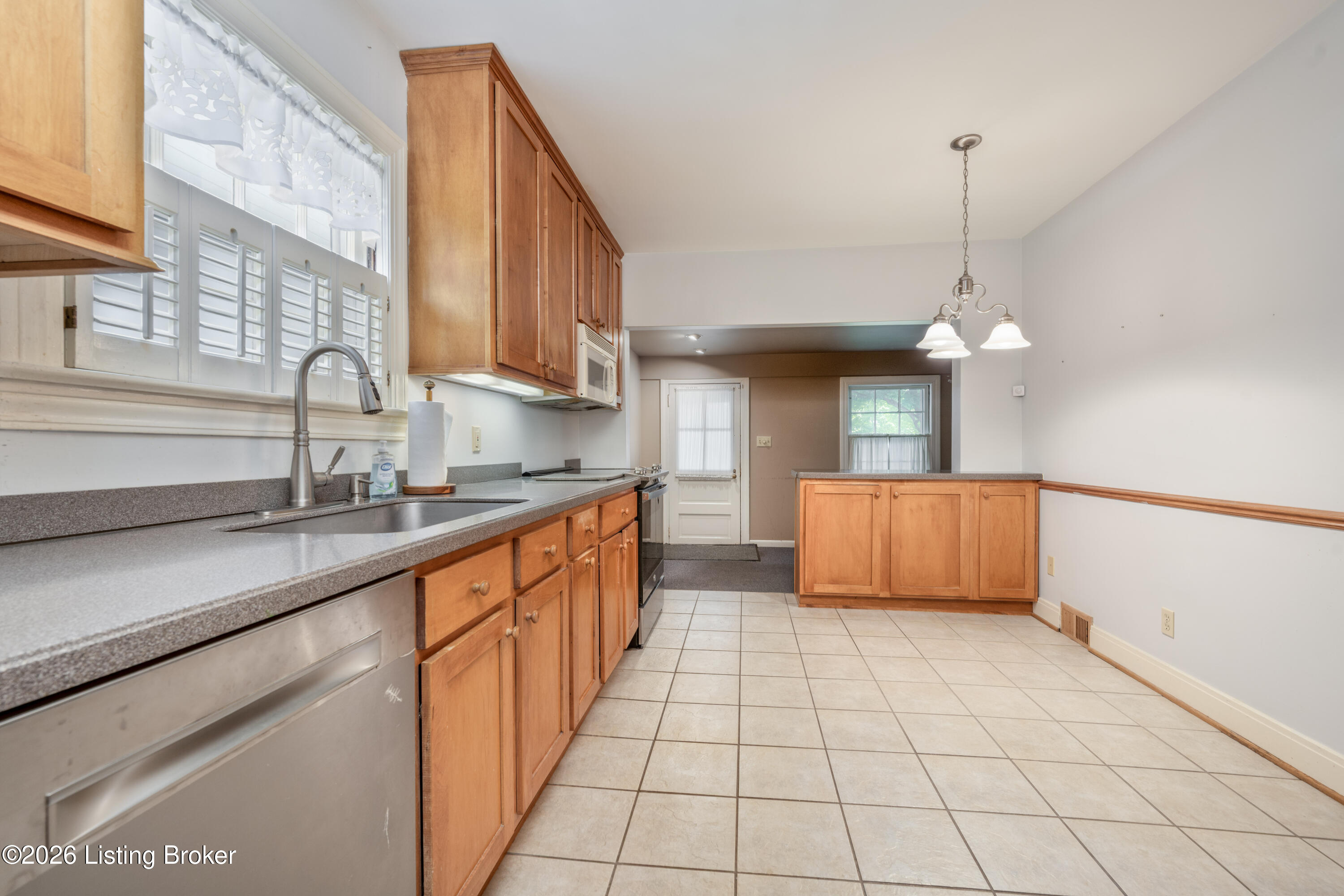 4024 Saint Ives Ct Property Photo 8