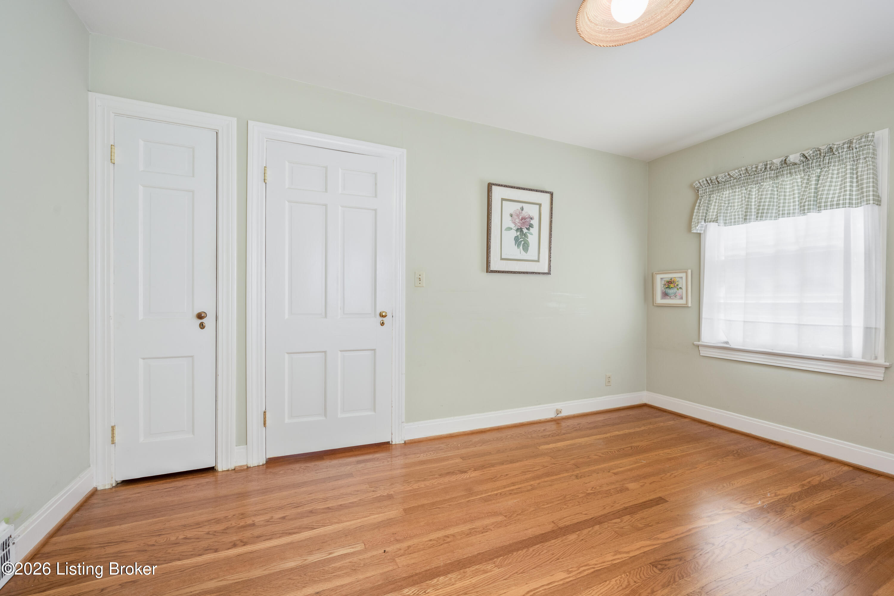 4024 Saint Ives Ct Property Photo 14