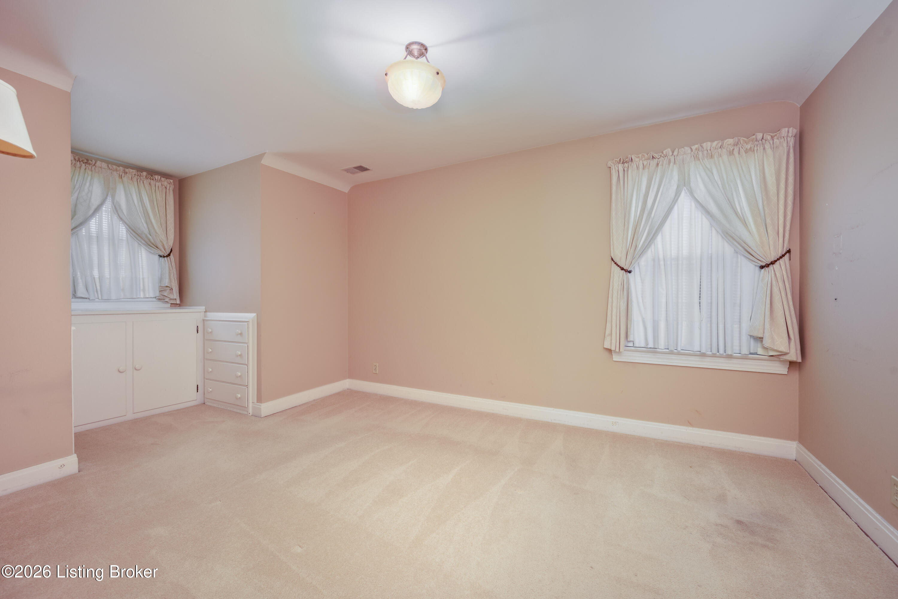 4024 Saint Ives Ct Property Photo 16