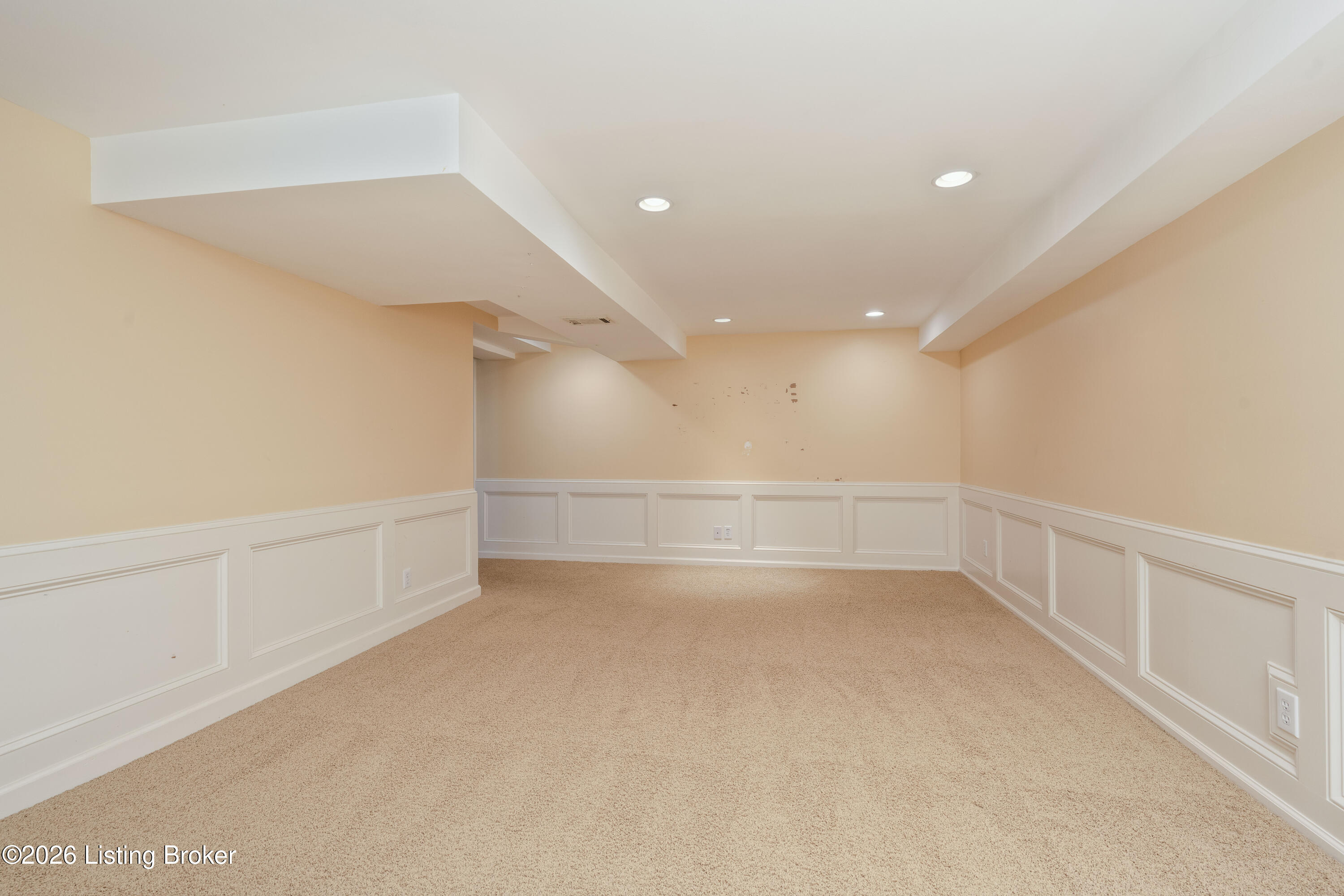 4024 Saint Ives Ct Property Photo 19