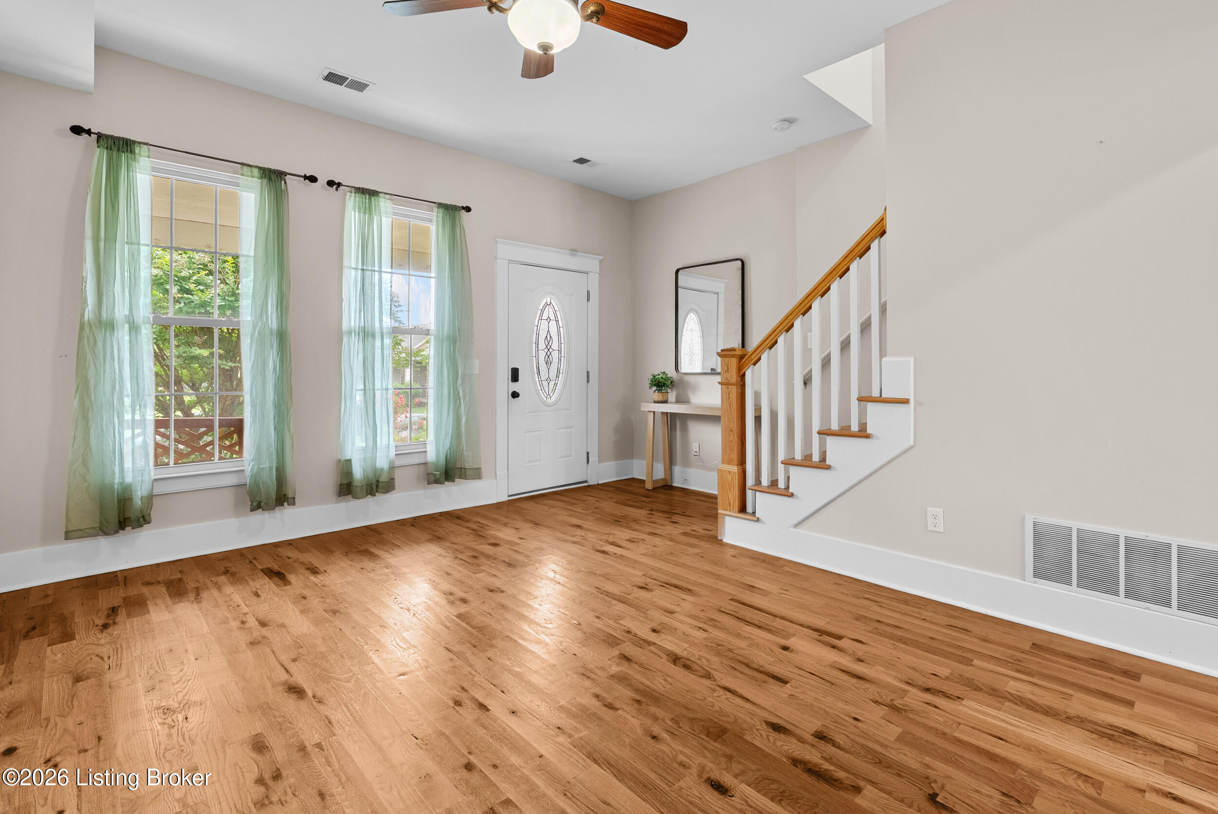 248 Delmont Ave Property Photo 3