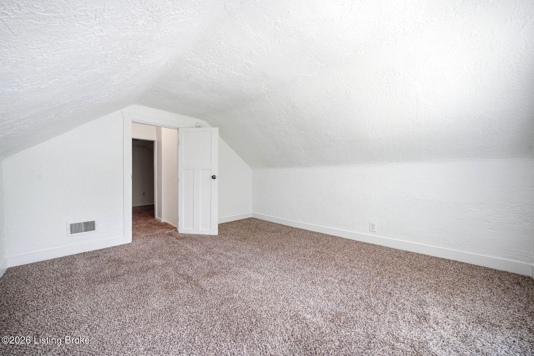 1246 Milton St Property Photo 35