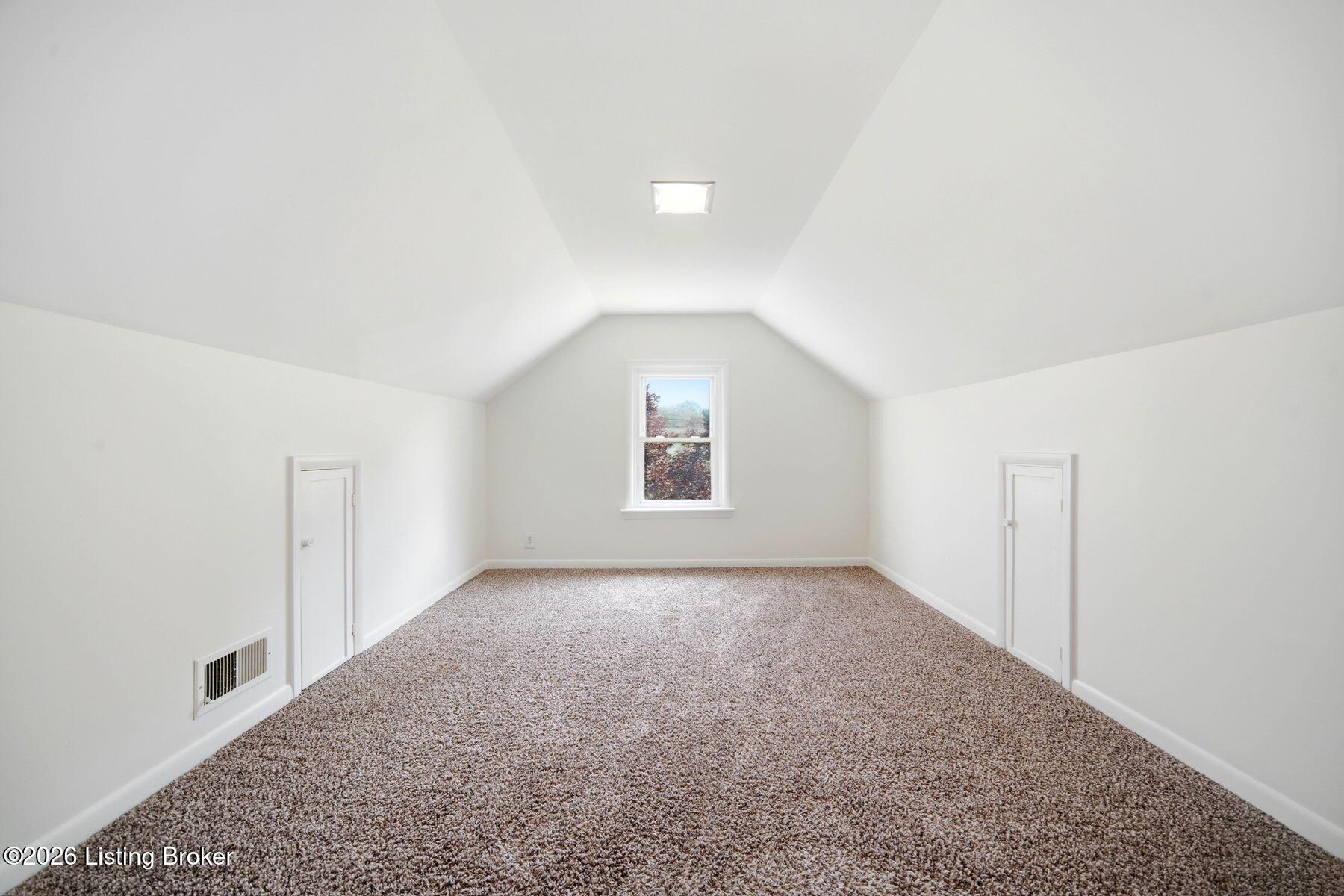1246 Milton St Property Photo 40